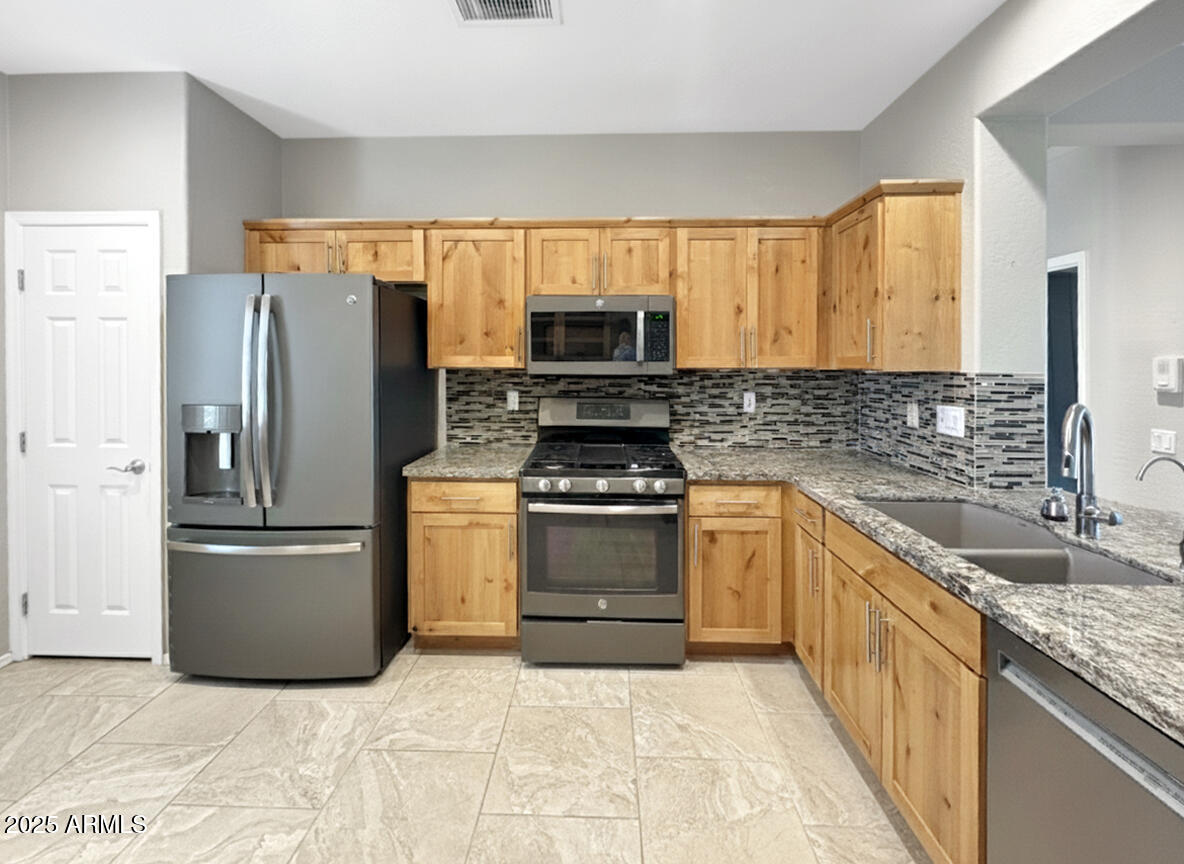 15902 W SUMMERWALK Drive