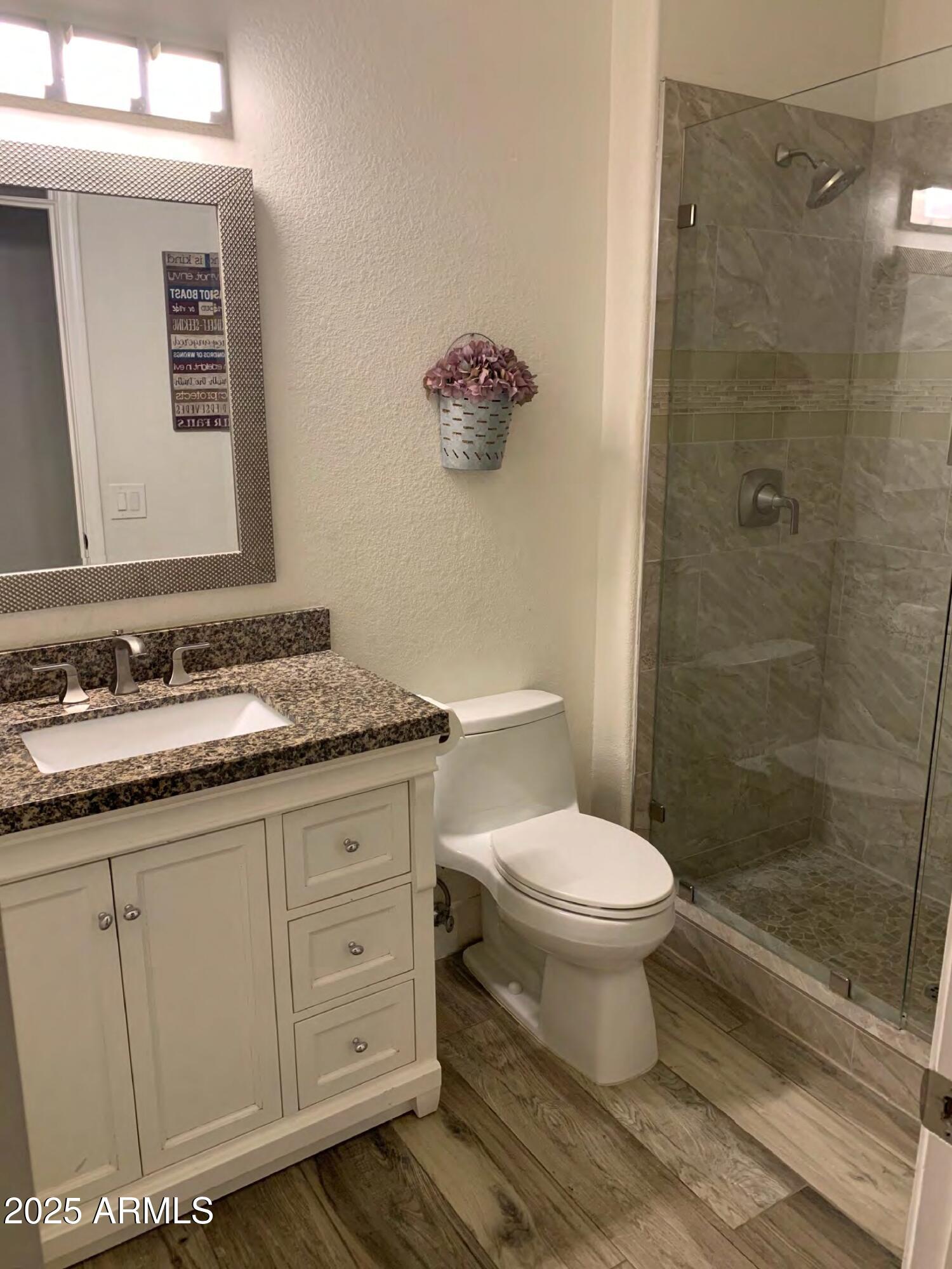 4933 E CRIMSON Terrace