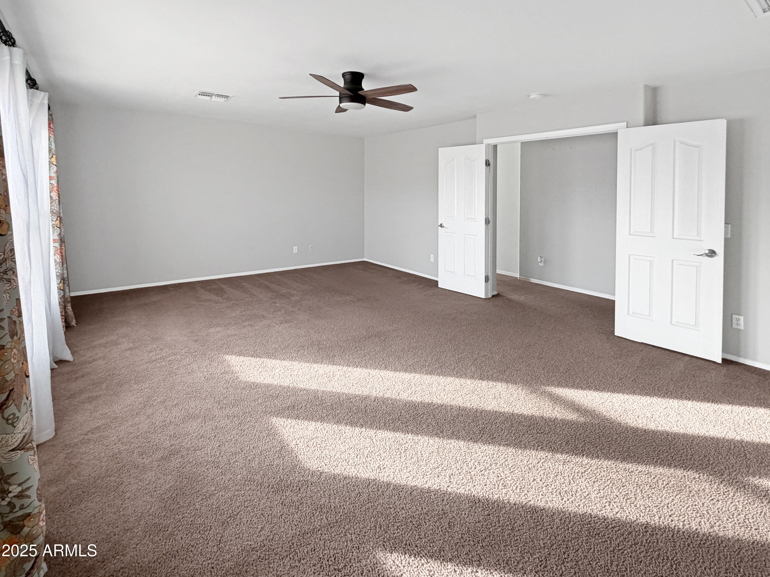 45765 W STARLIGHT Drive