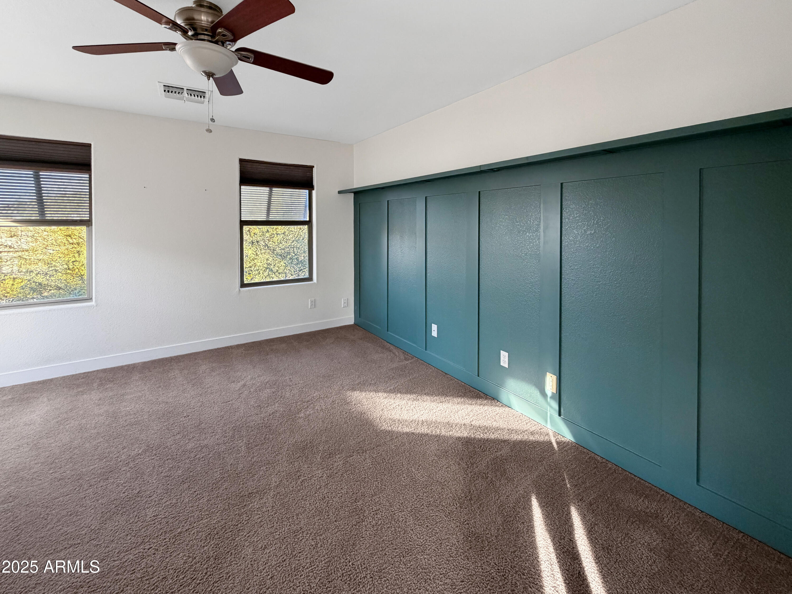 45765 W STARLIGHT Drive