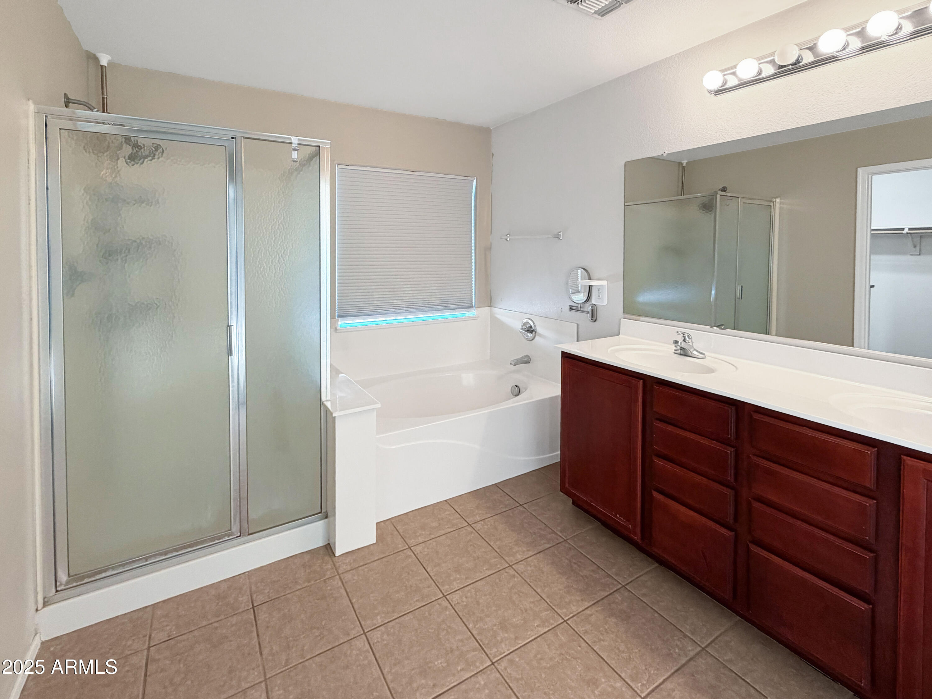 45765 W STARLIGHT Drive