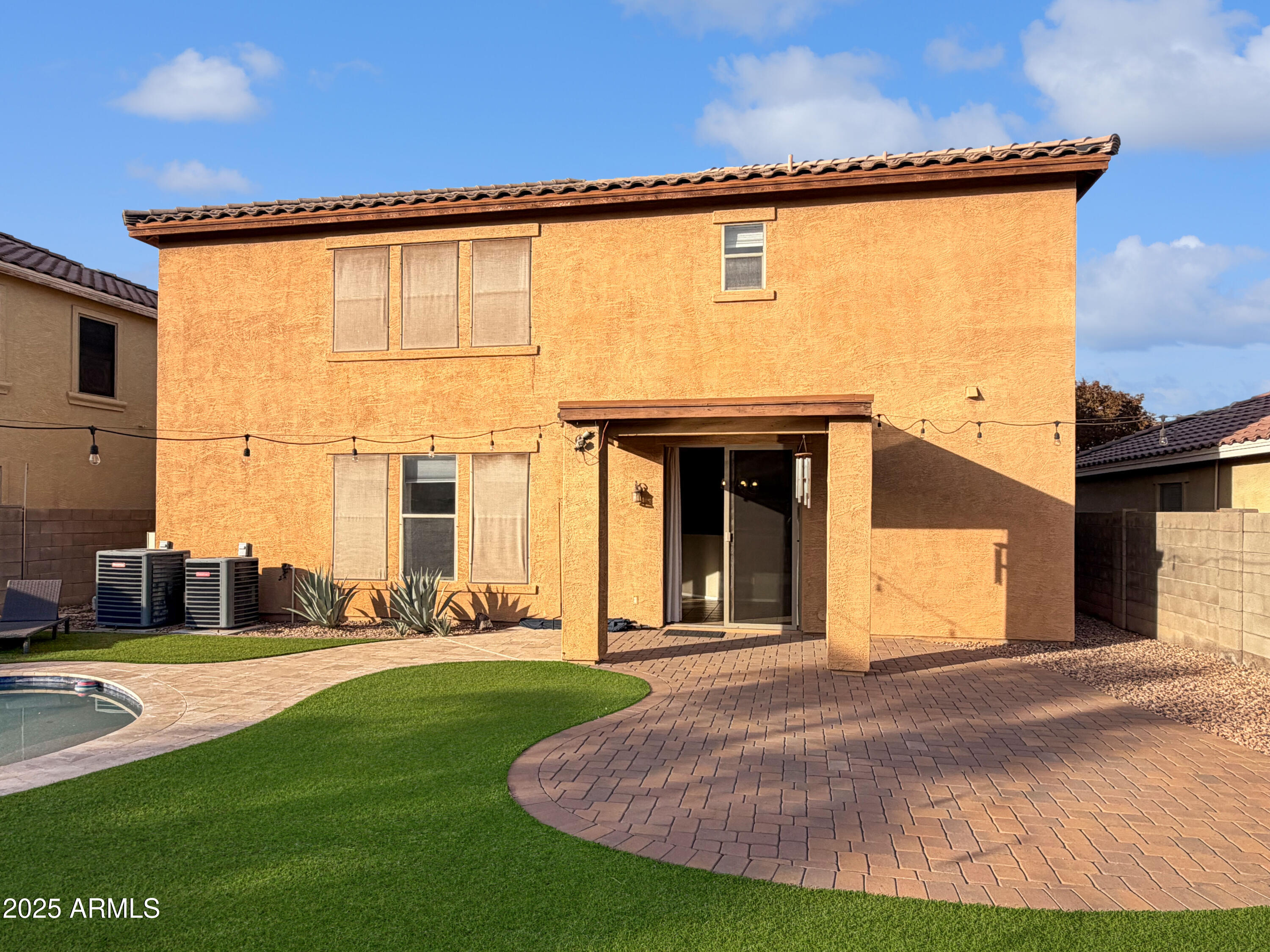 45765 W STARLIGHT Drive