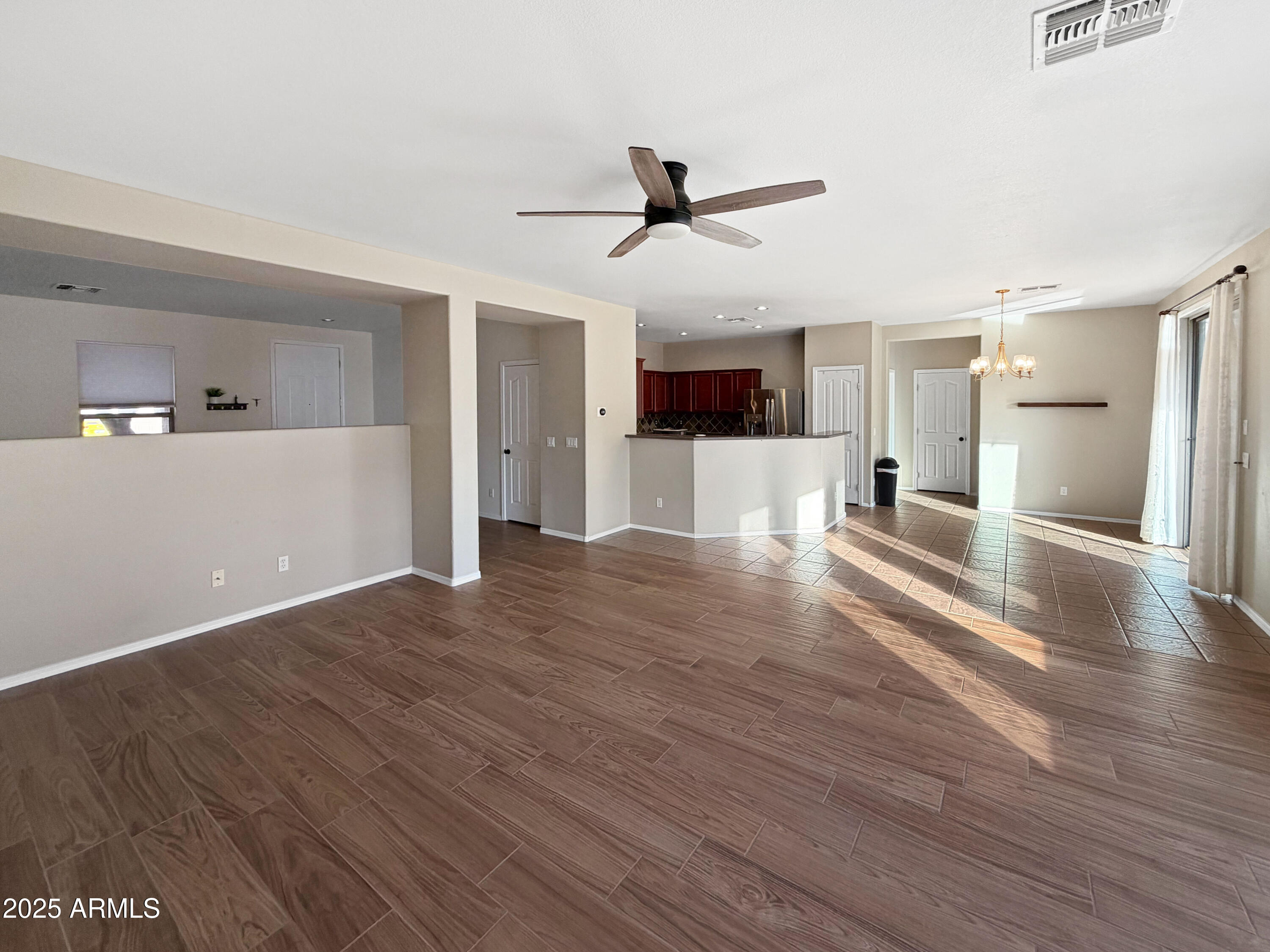 45765 W STARLIGHT Drive