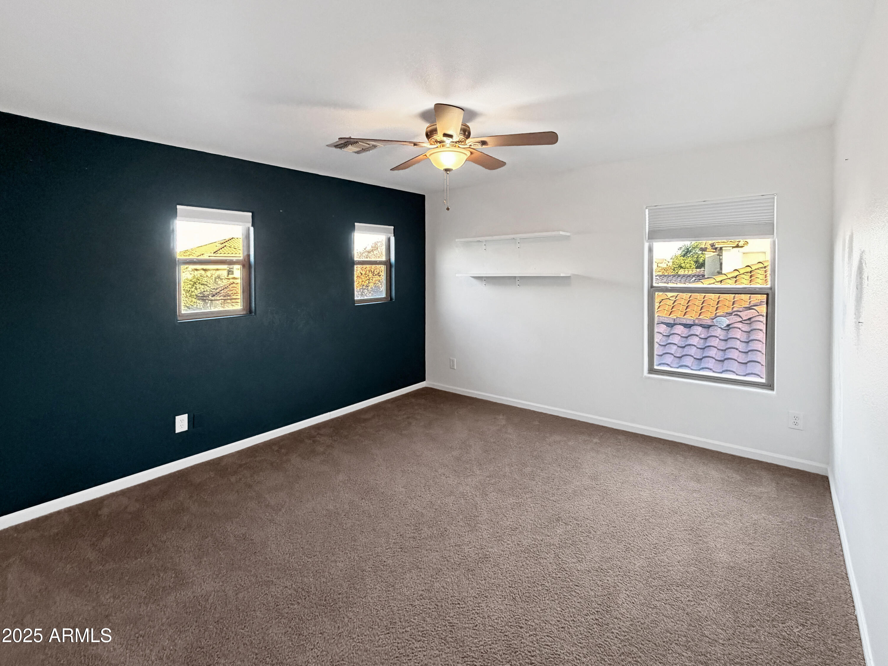 45765 W STARLIGHT Drive