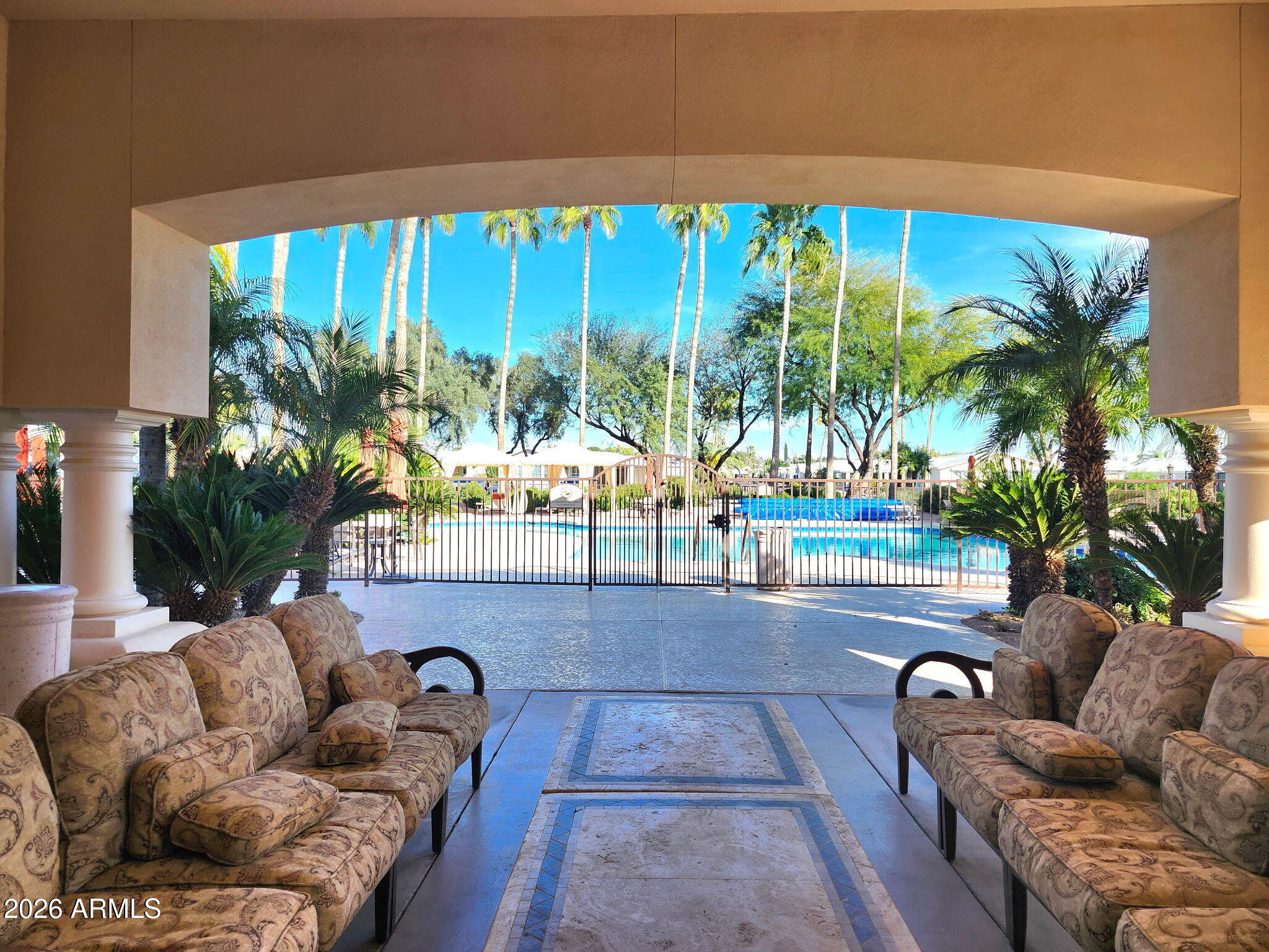 215 N Power Road 284