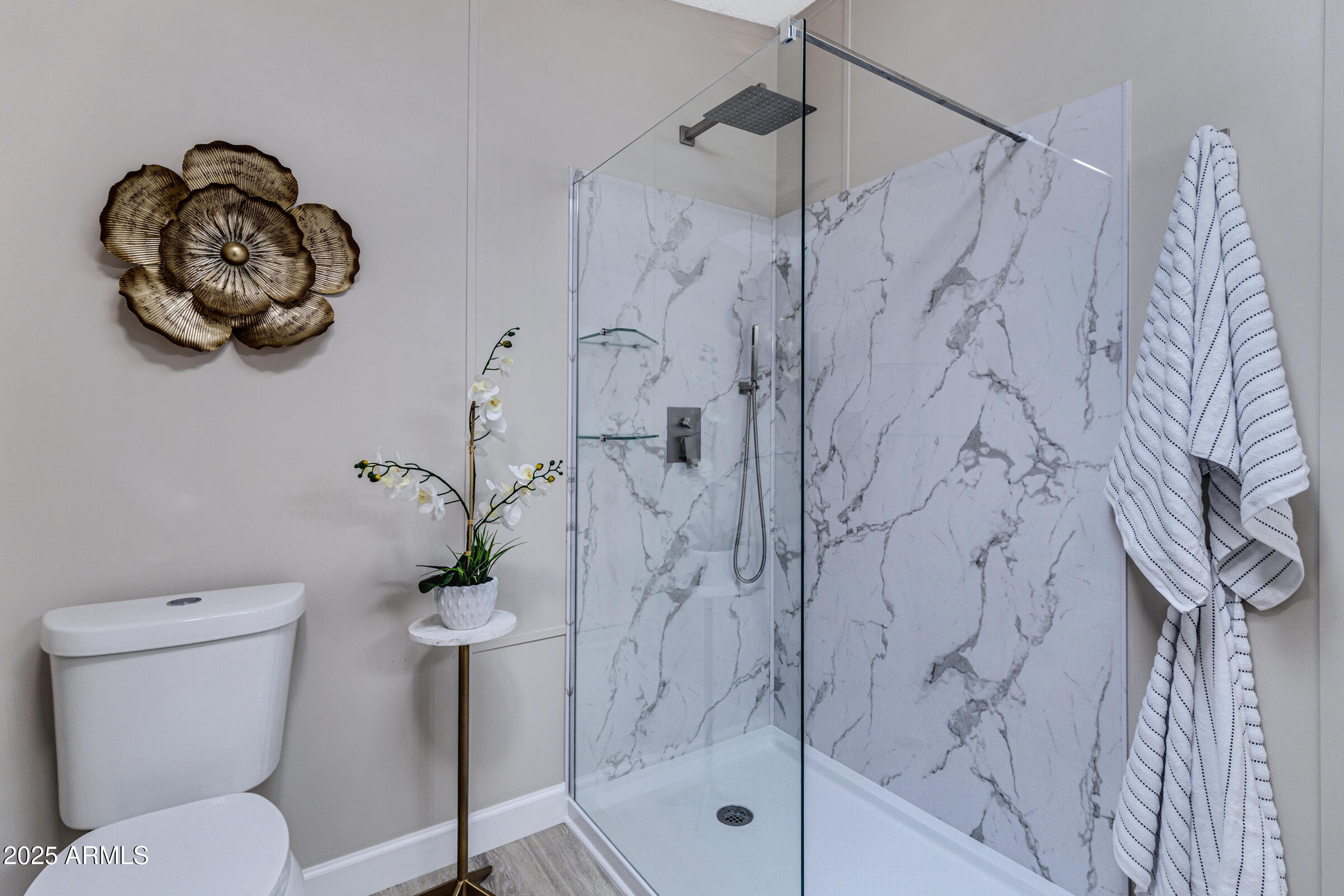 834 S MERIDIAN Road 81