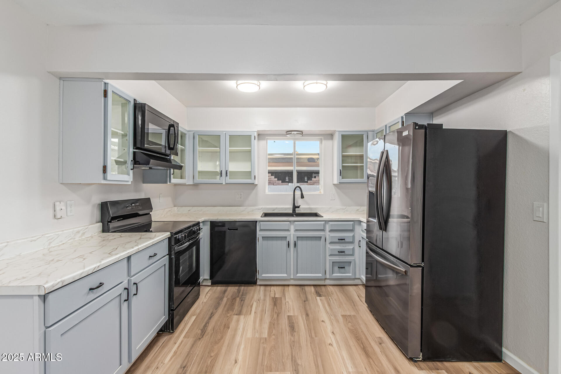 1232 E MCLELLAN Road