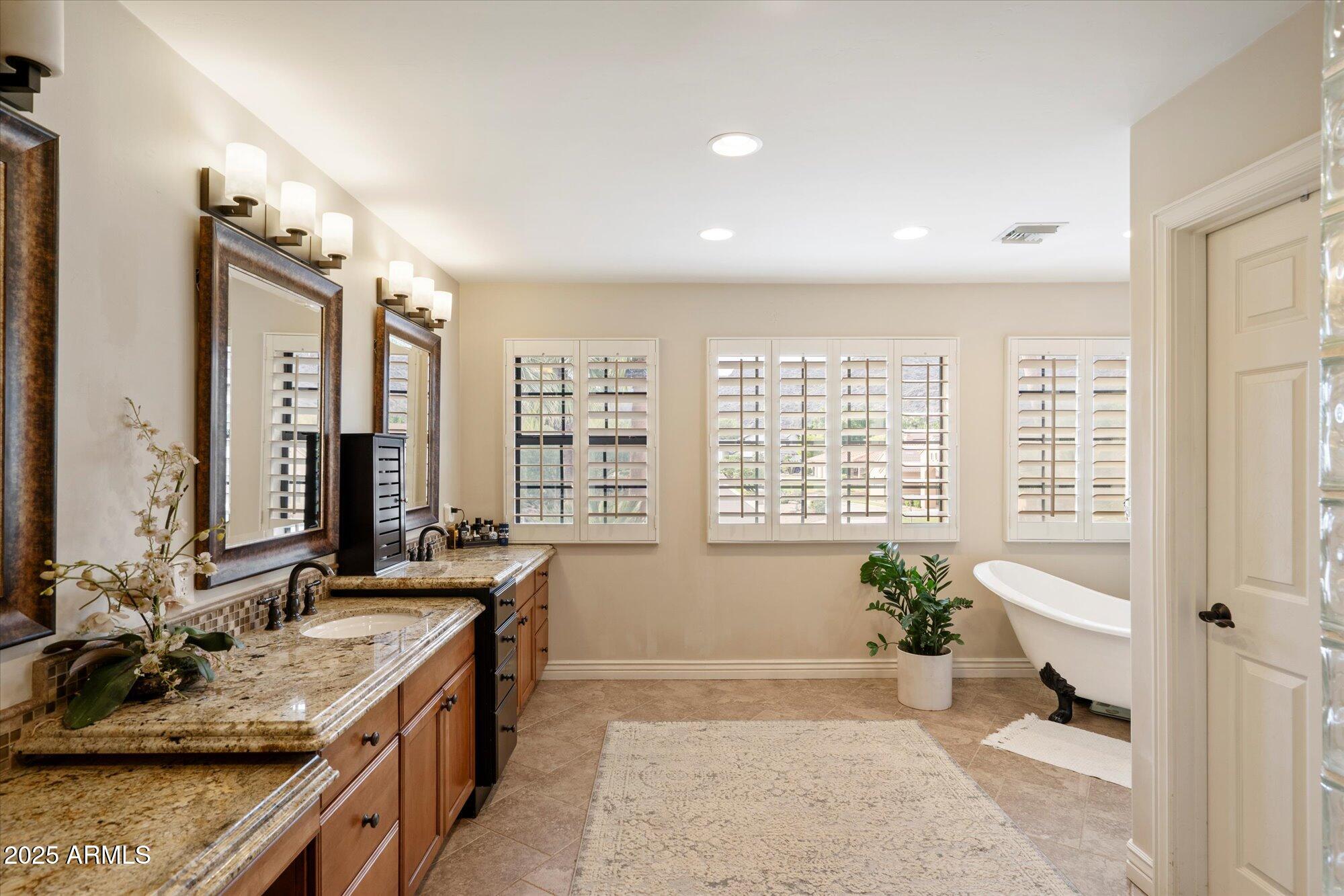 11621 S BLACKFOOT Drive