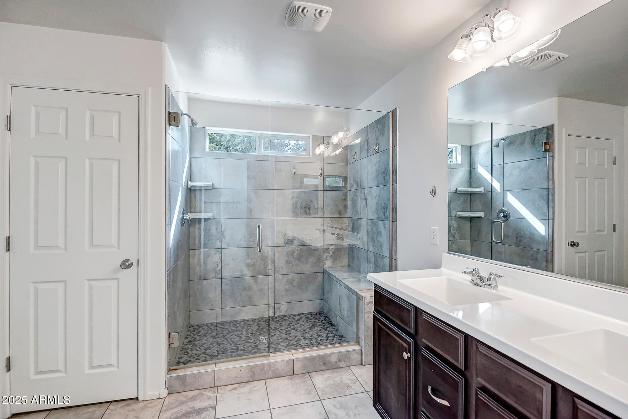 5168 E DESERT FOREST Trail