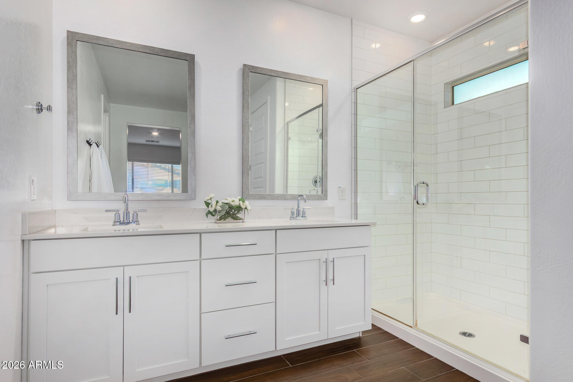 9856 E TUPELO Avenue