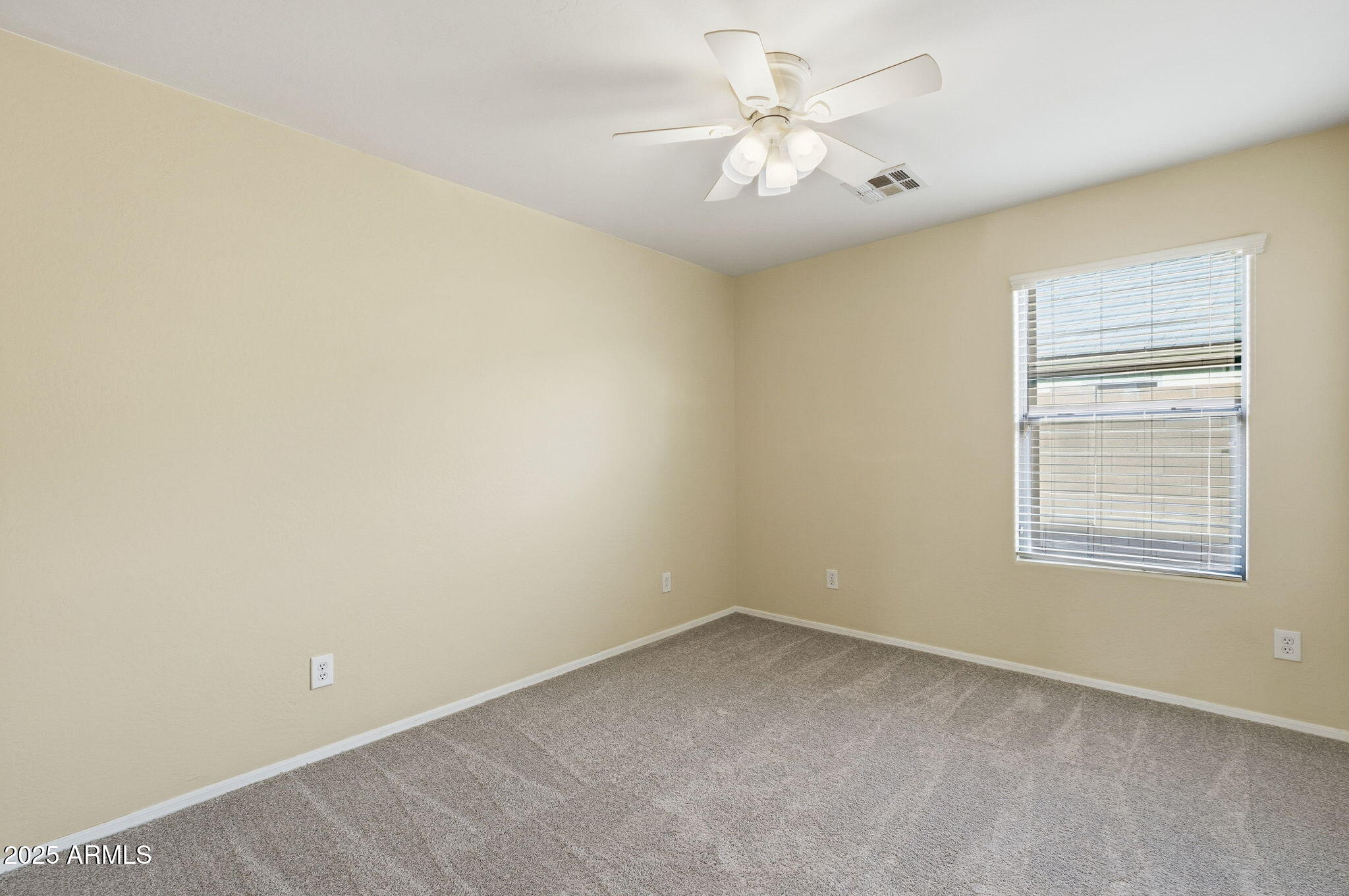 19546 N KRUPPS Court