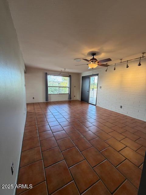 4131 E CAMELBACK Road 38