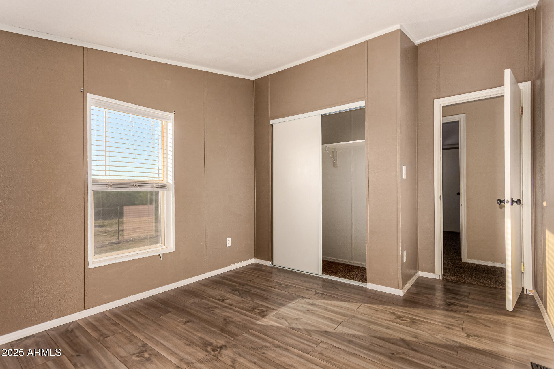 21137 W DOVE VALLEY Road