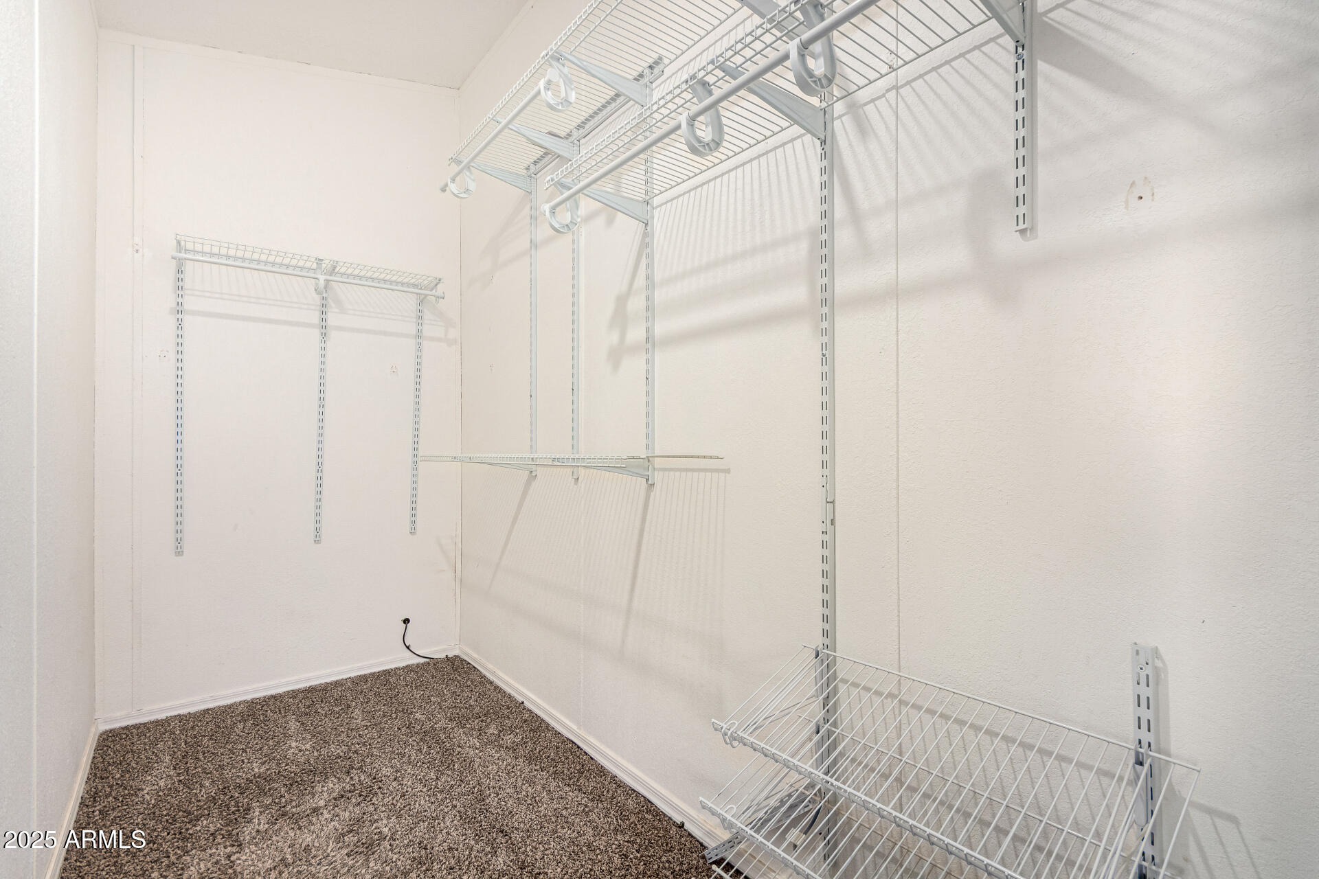 21137 W DOVE VALLEY Road