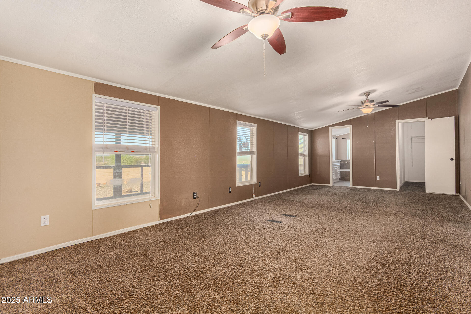 21137 W DOVE VALLEY Road