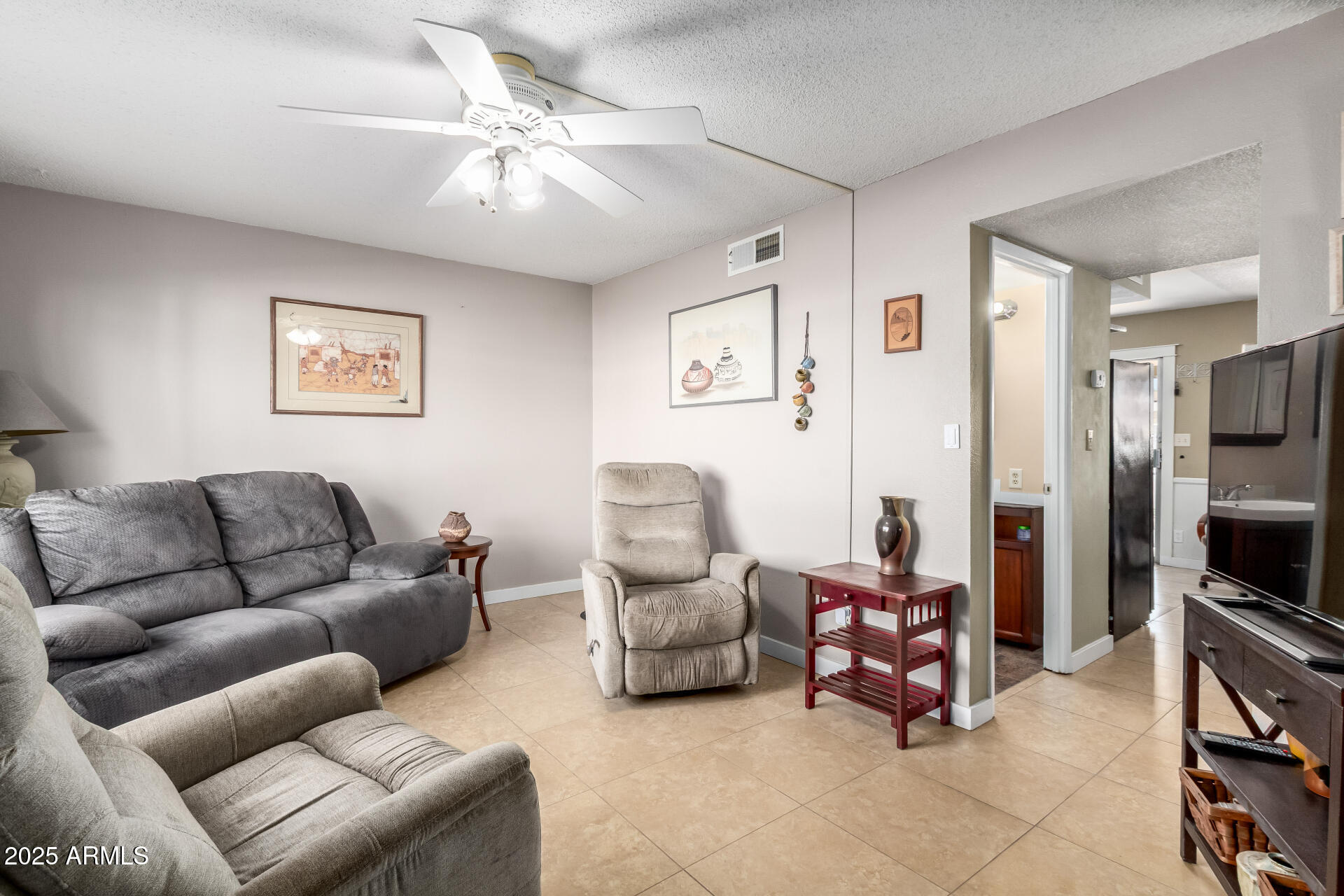 8220 E GARFIELD Street M8