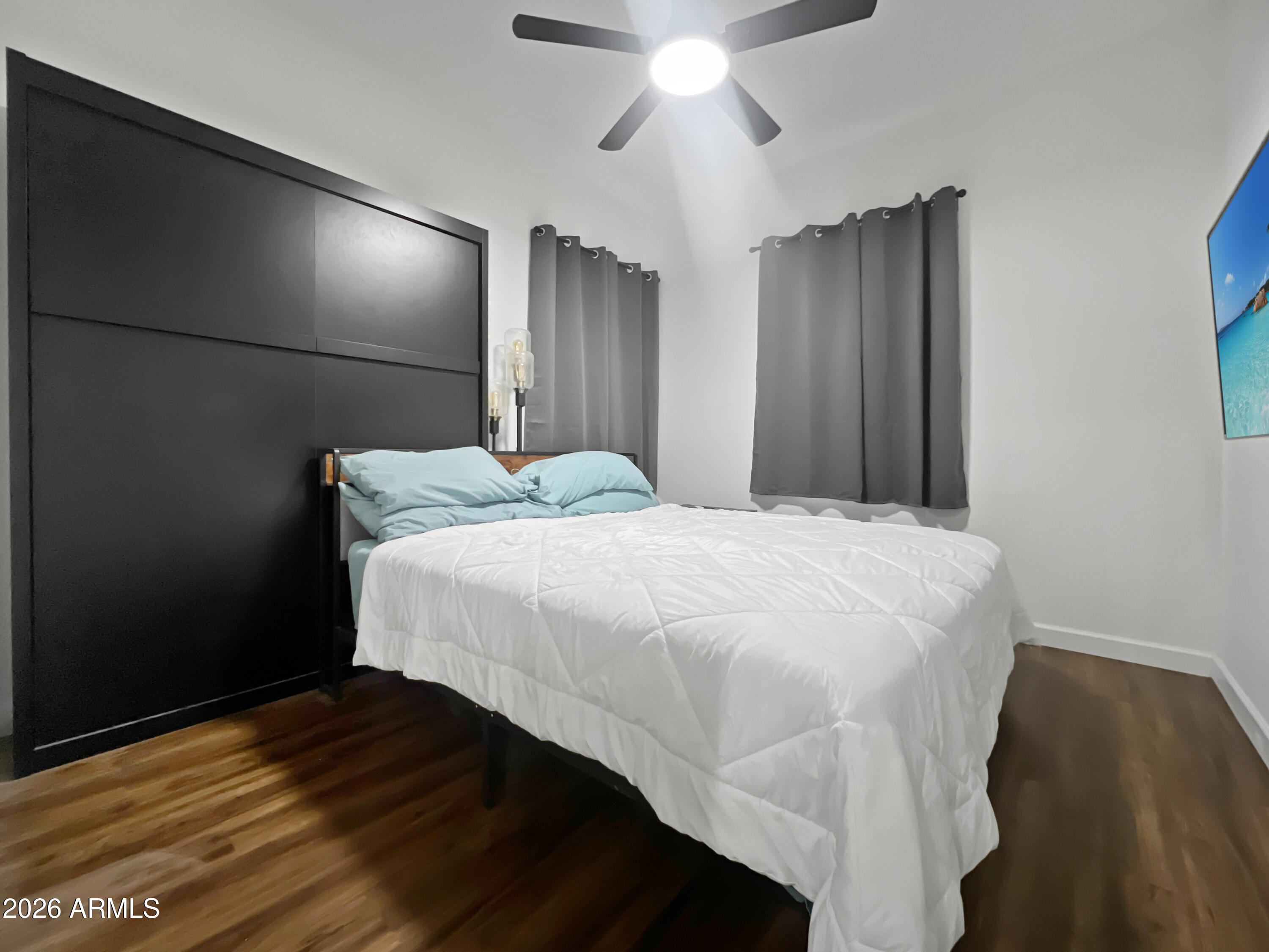 35678 N GEMSTONE Way