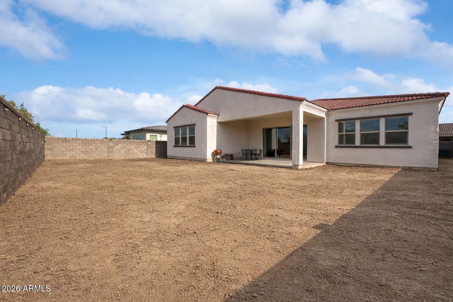 35678 N GEMSTONE Way