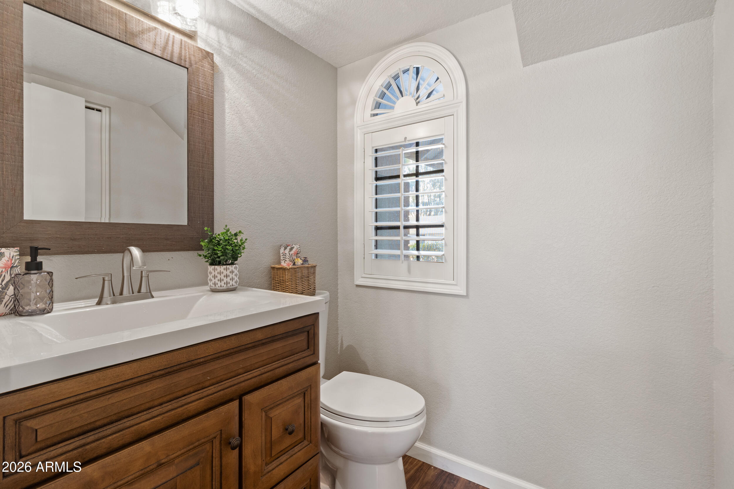 10100 N 89TH Avenue 6