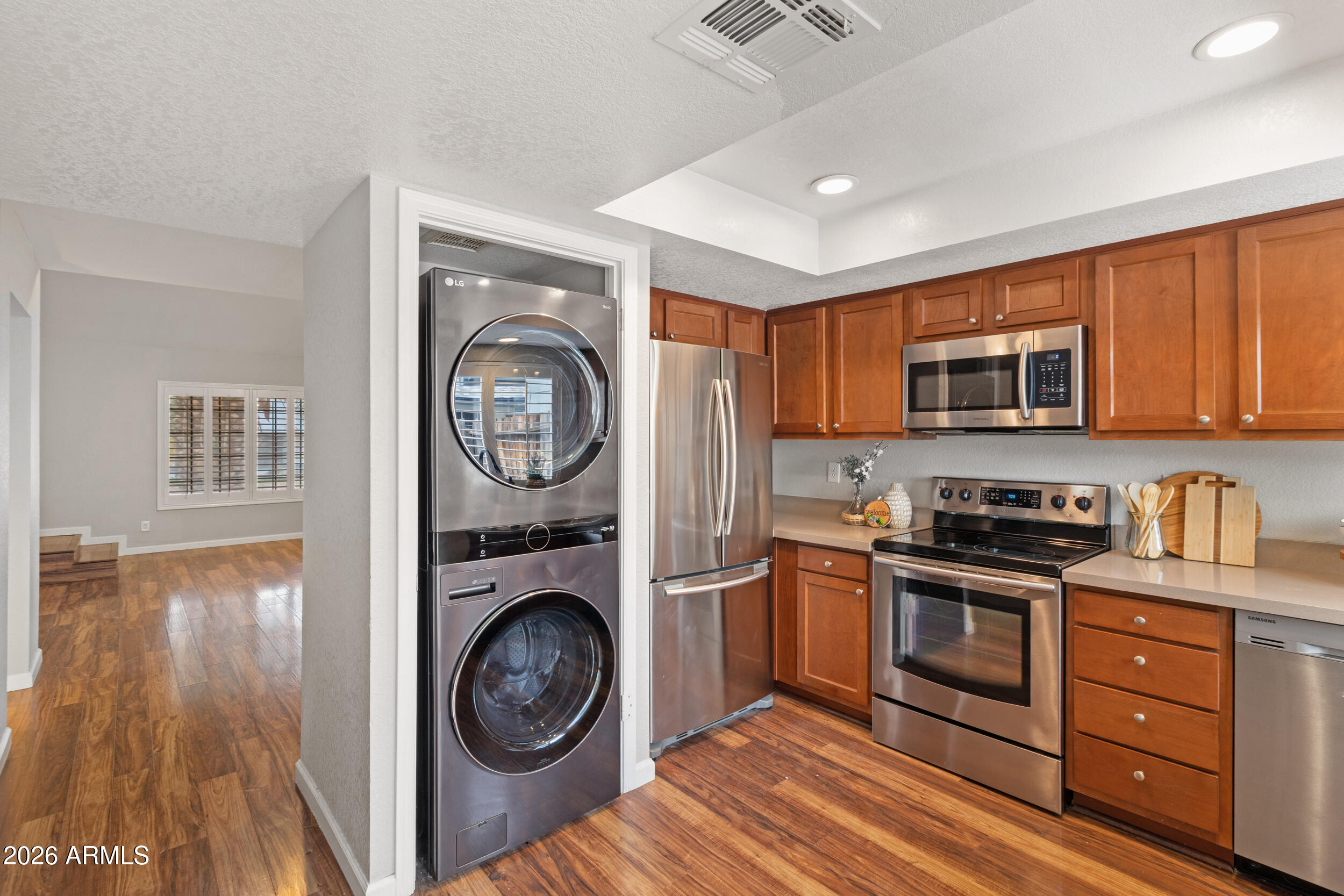 10100 N 89TH Avenue 6