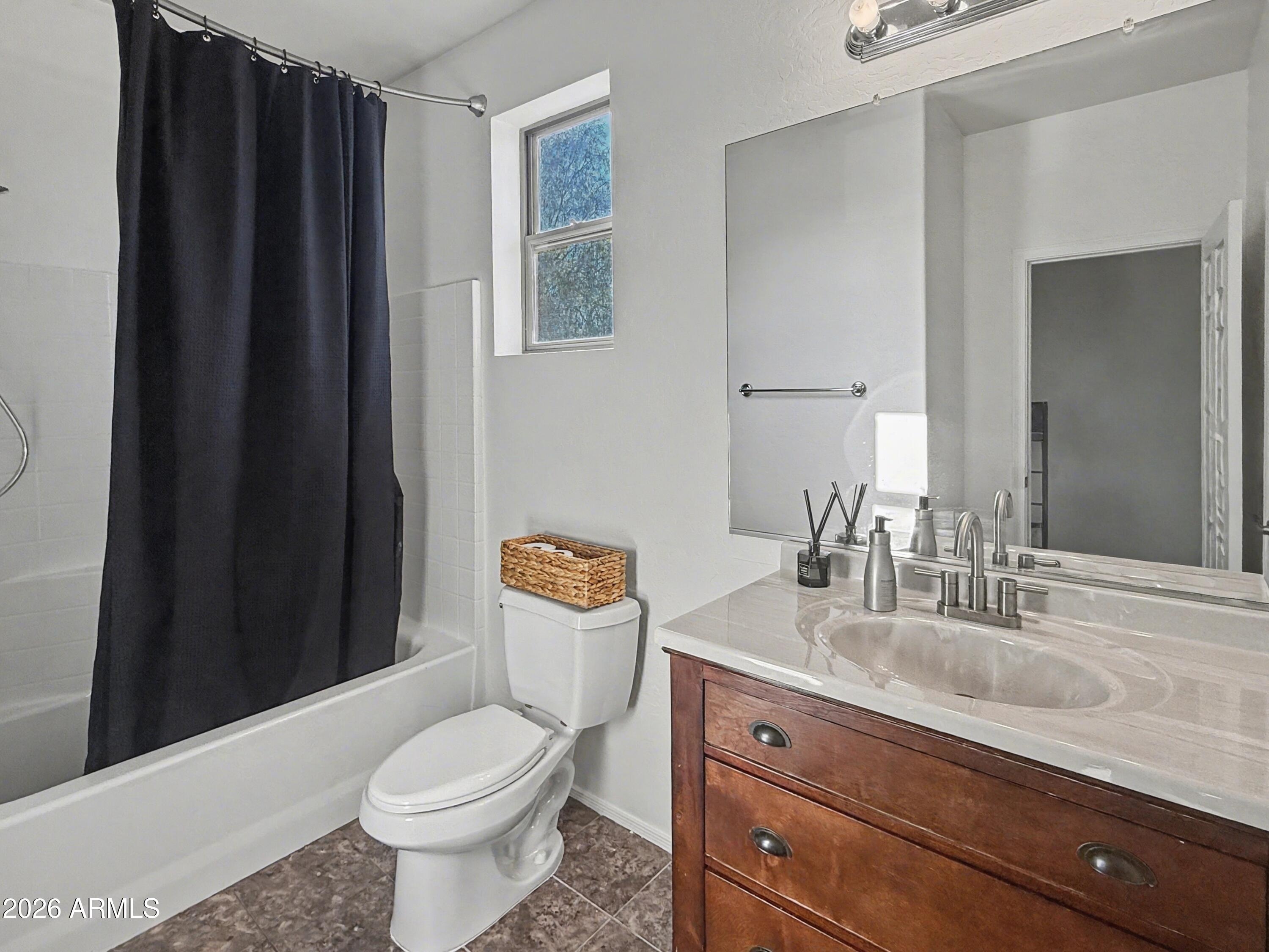 4224 S MARIPOSA Drive