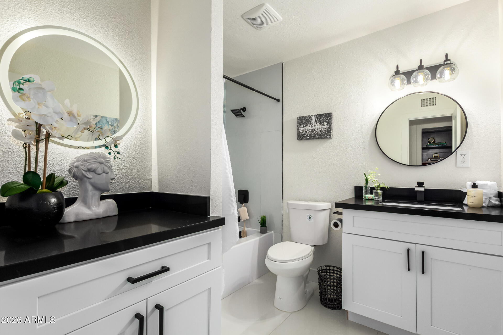 8252 E HEATHERBRAE Avenue