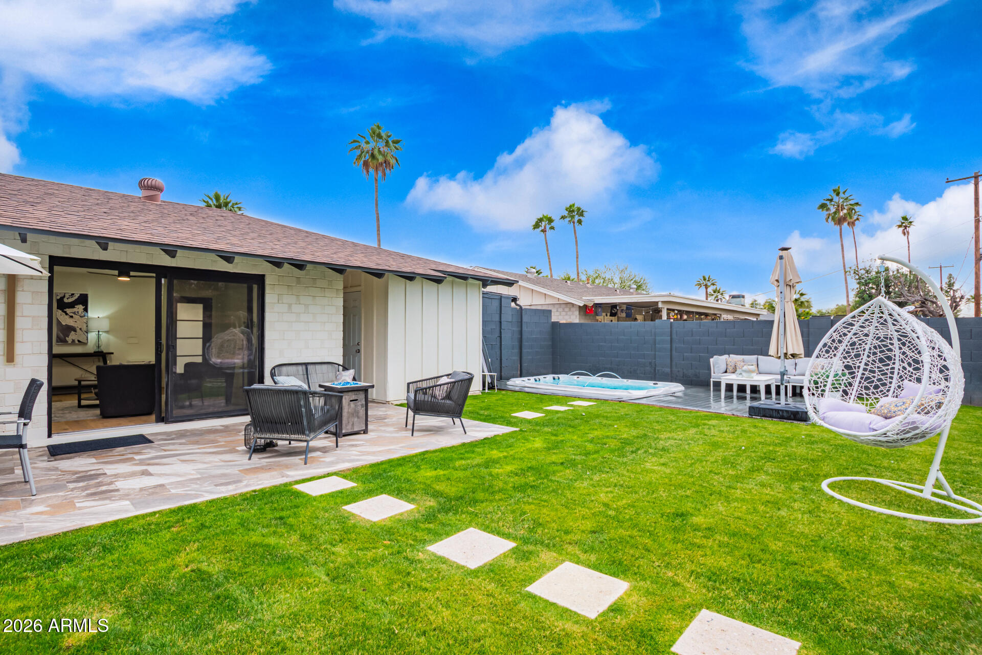 8252 E HEATHERBRAE Avenue