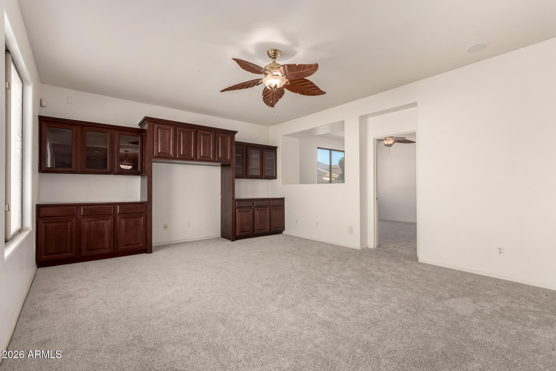 1636 N WILBUR