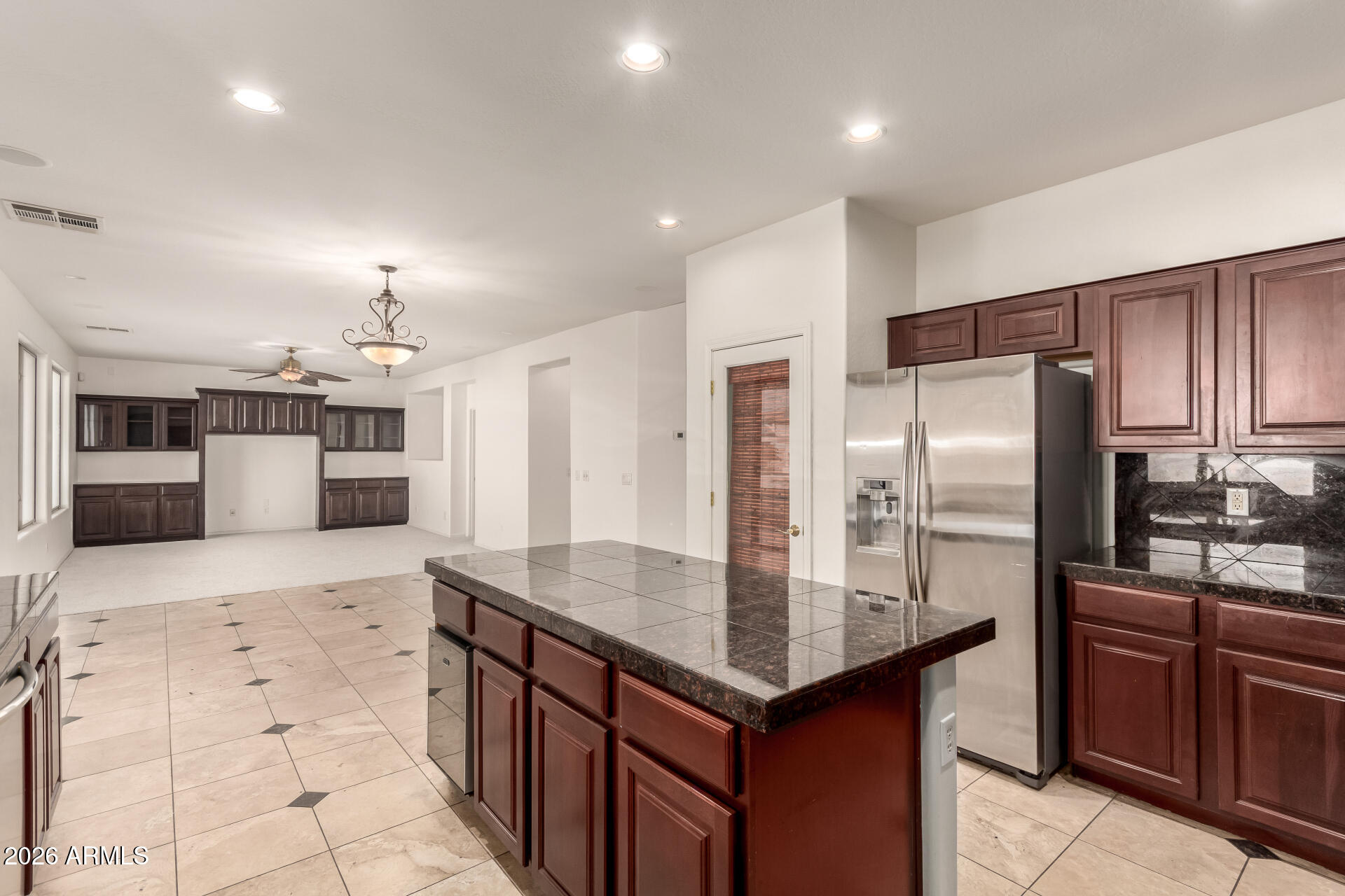 1636 N WILBUR