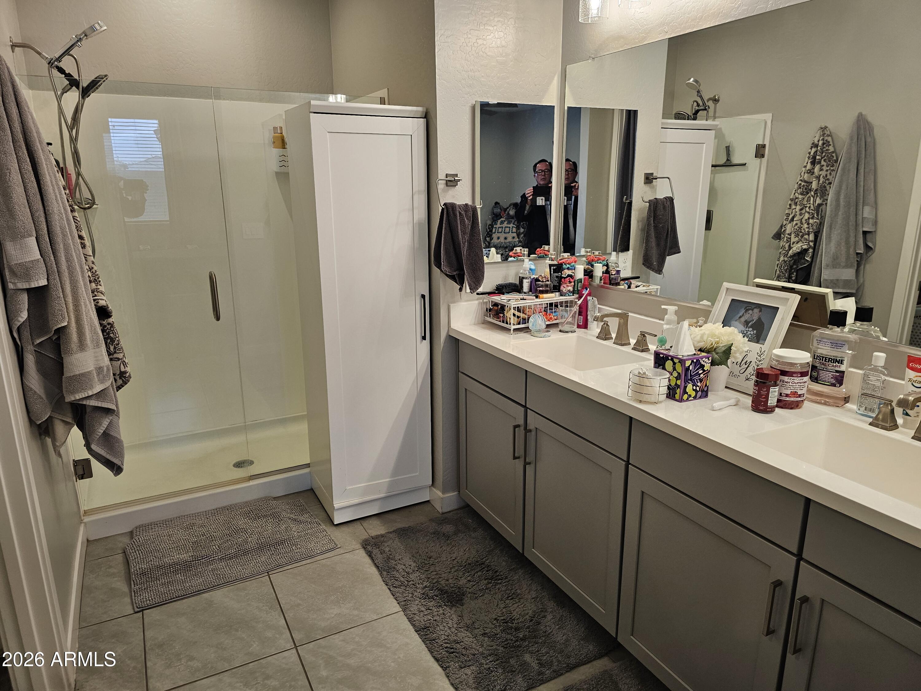 10768 W KINDERMAN Drive