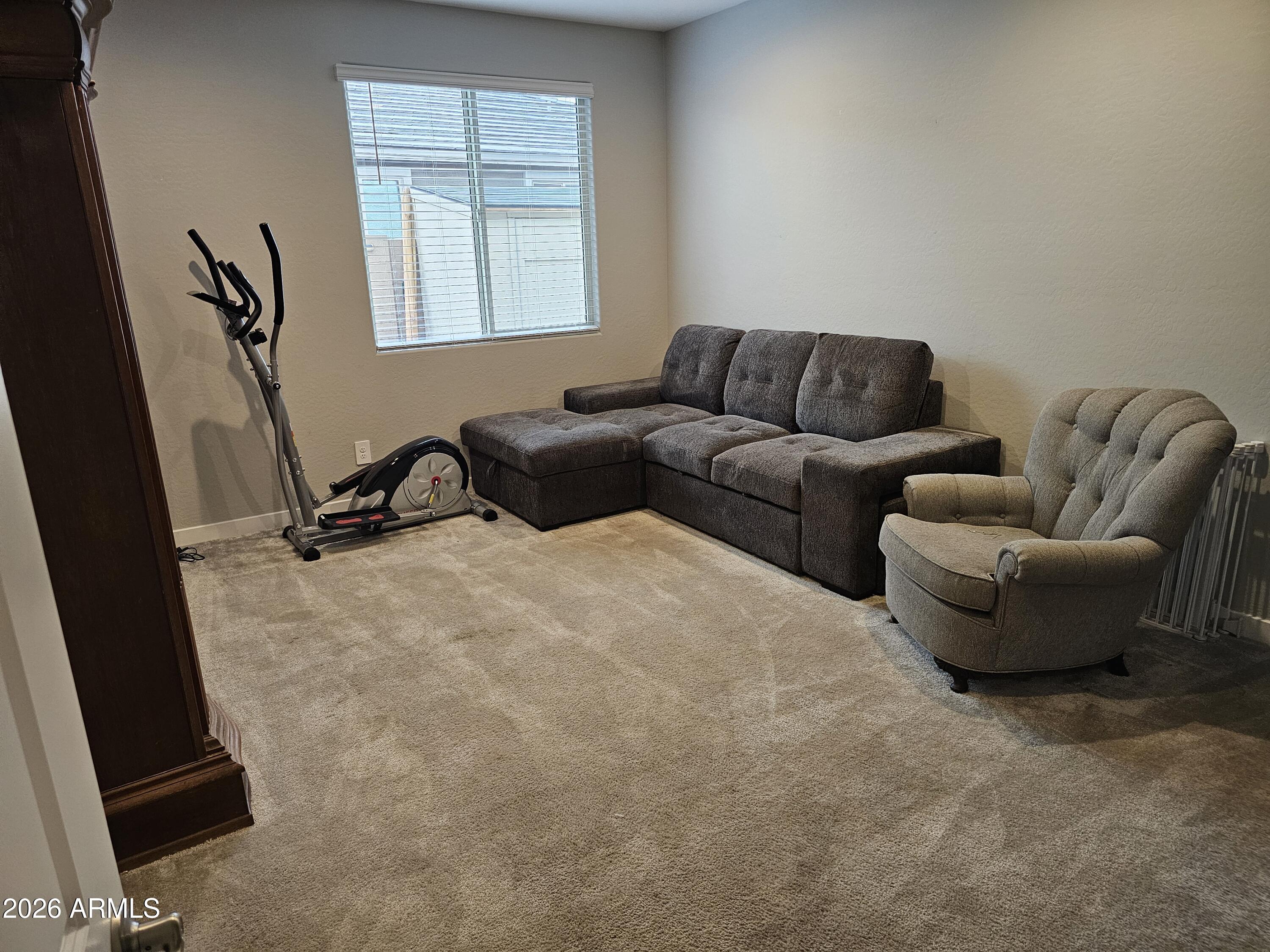 10768 W KINDERMAN Drive