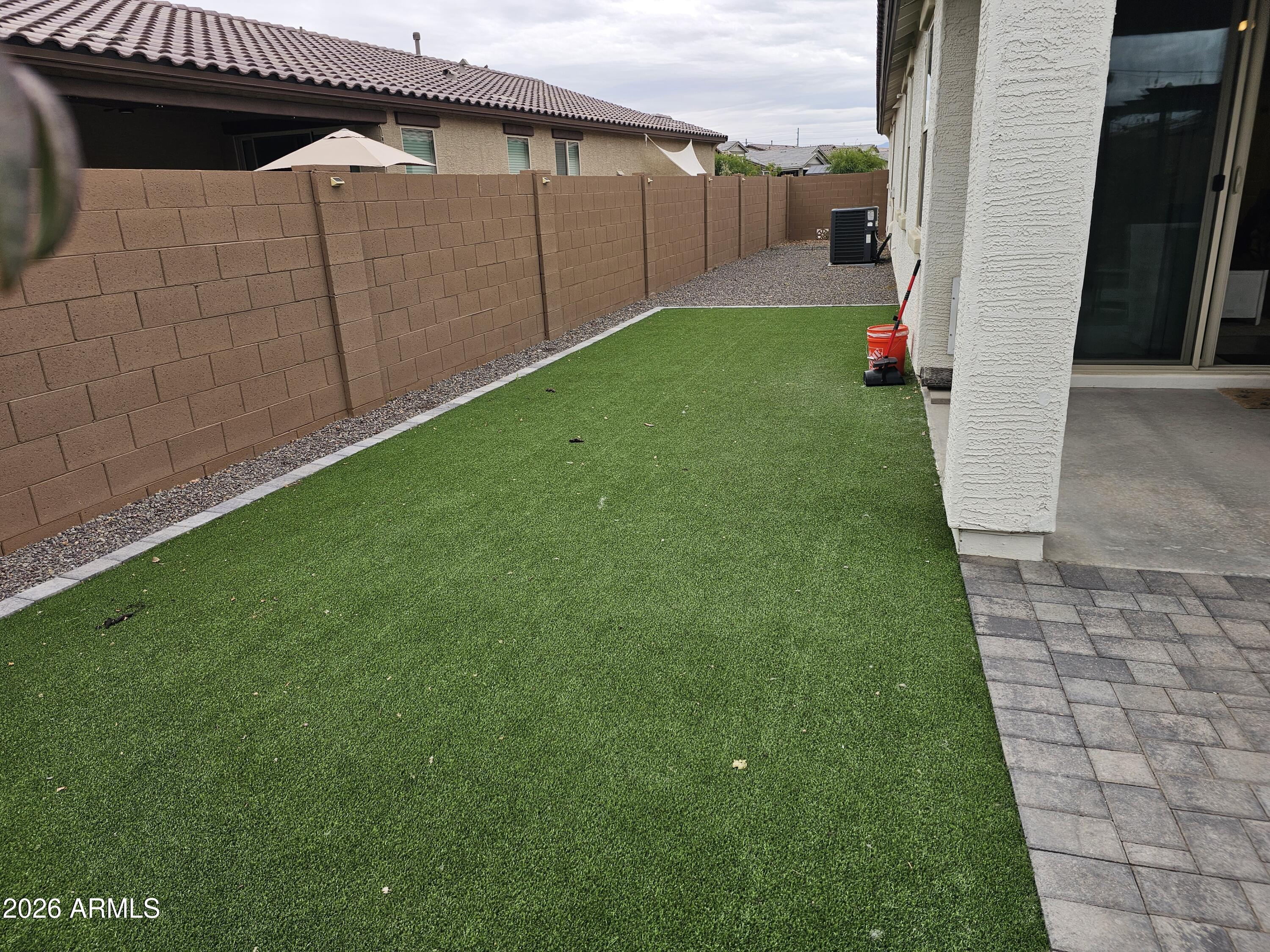 10768 W KINDERMAN Drive