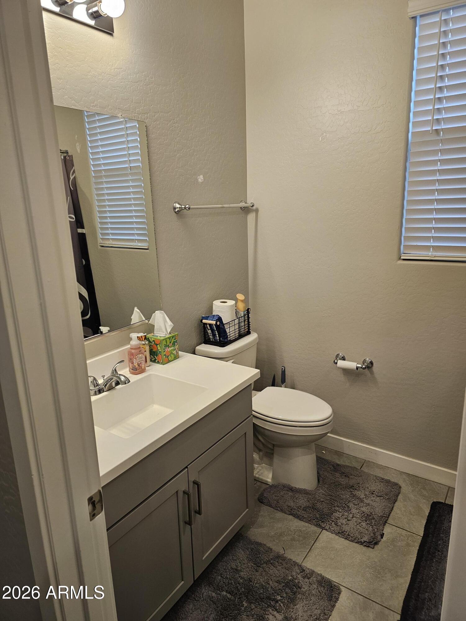 10768 W KINDERMAN Drive