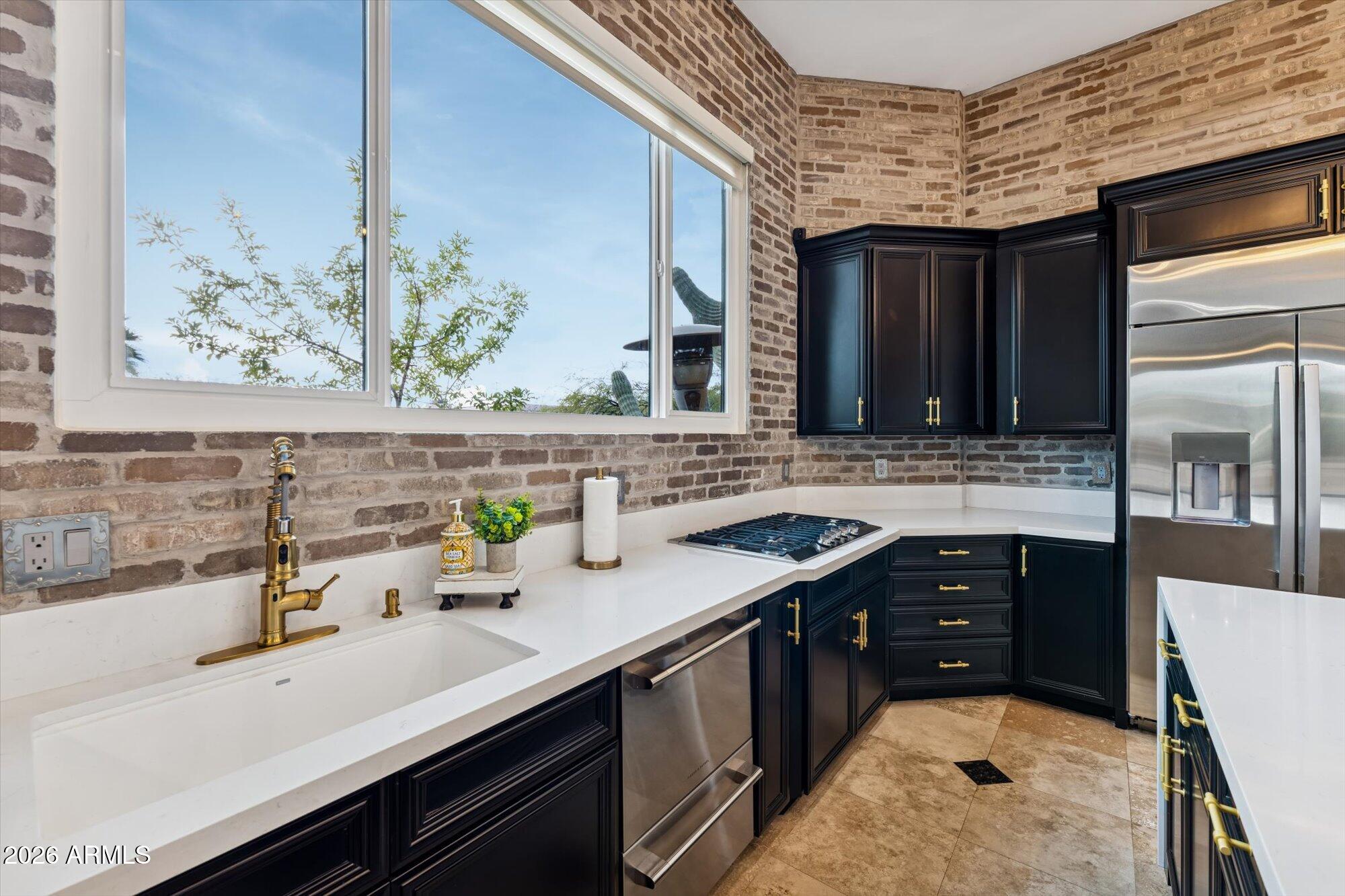 10460 E QUARTZ ROCK Road