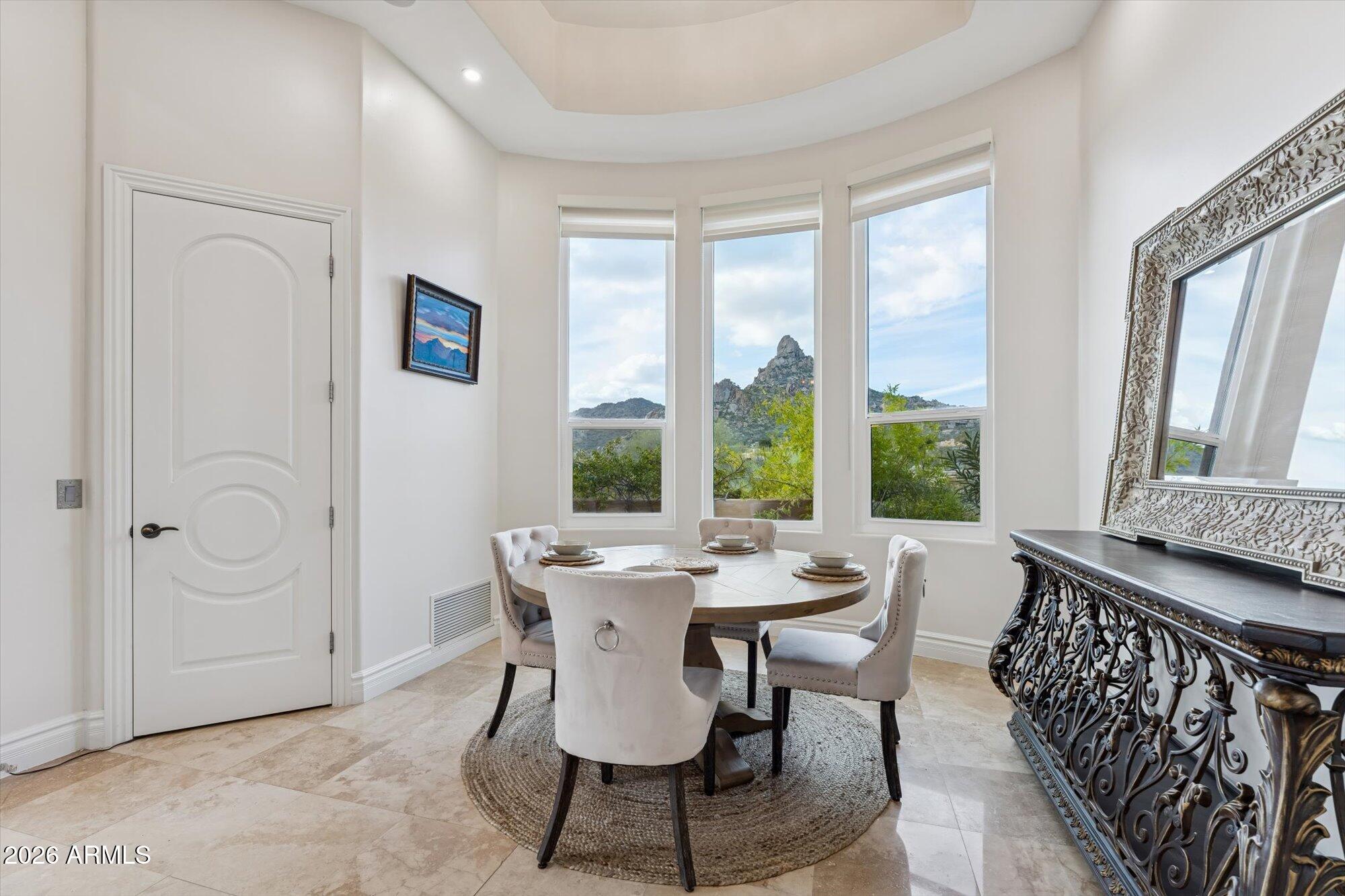 10460 E QUARTZ ROCK Road