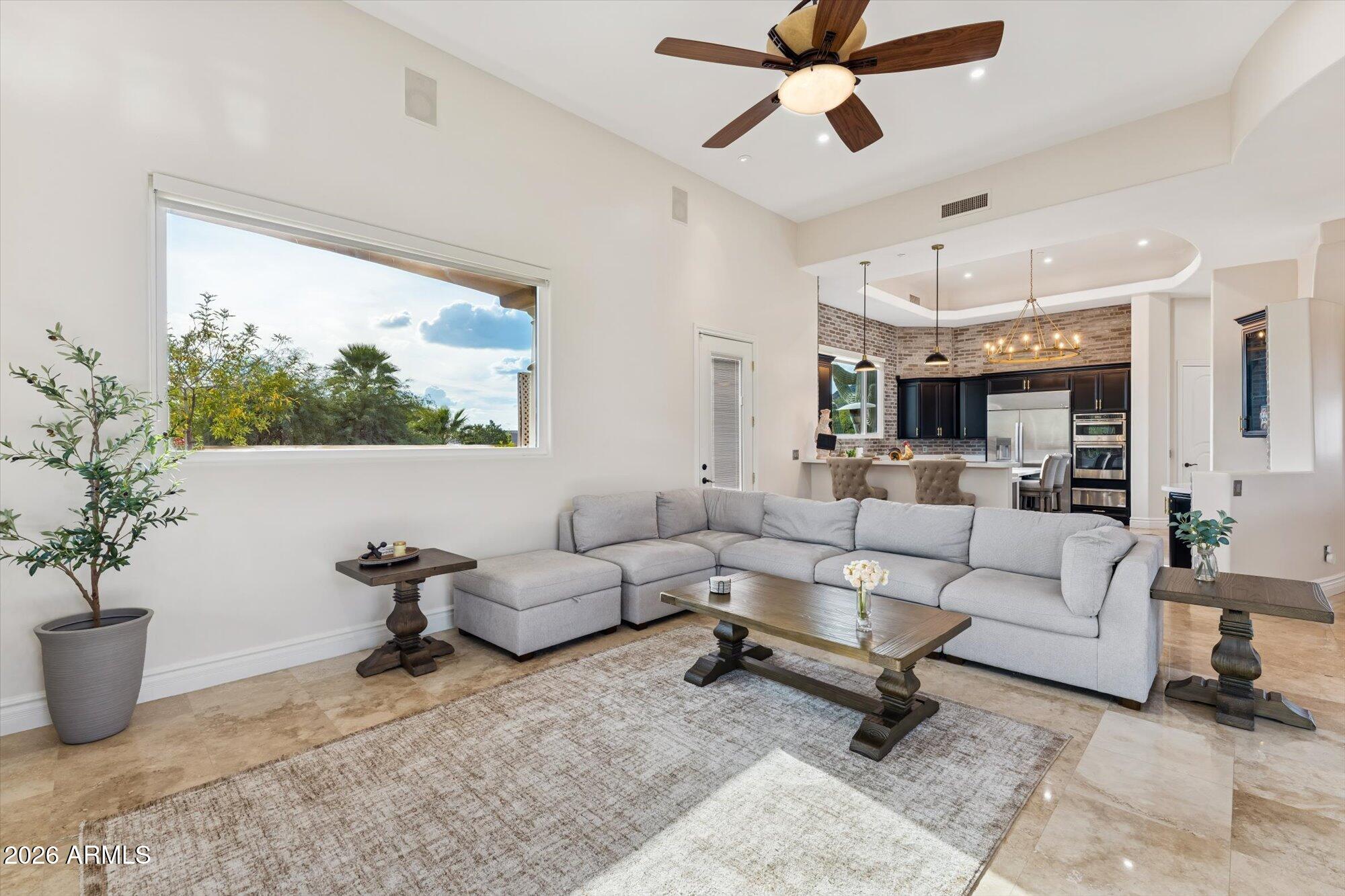 10460 E QUARTZ ROCK Road