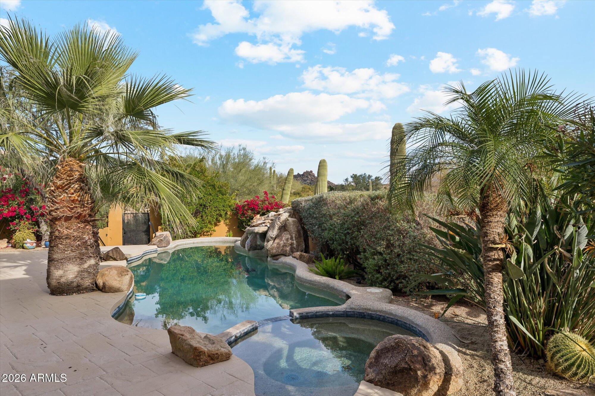 10460 E QUARTZ ROCK Road