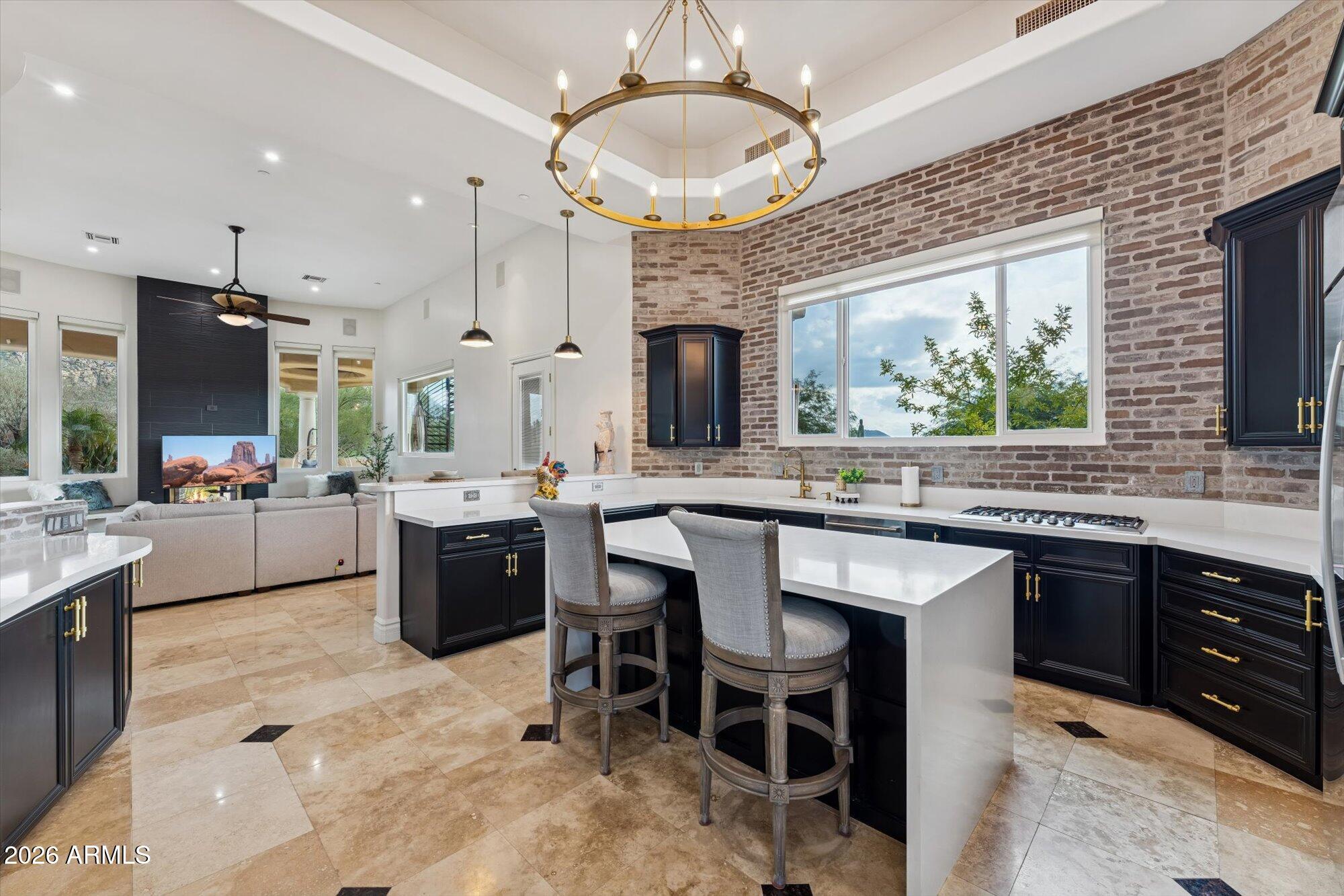 10460 E QUARTZ ROCK Road