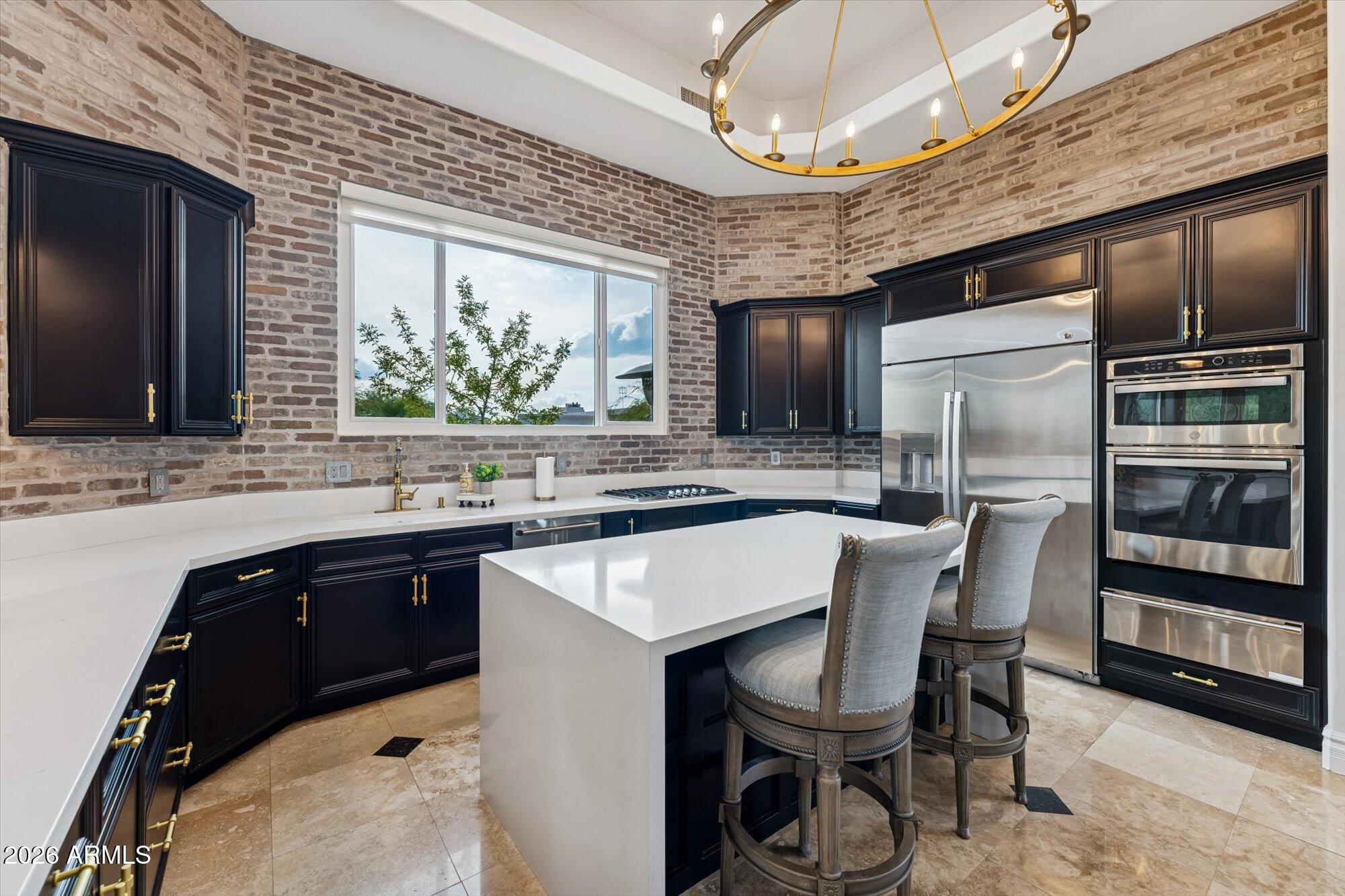 10460 E QUARTZ ROCK Road