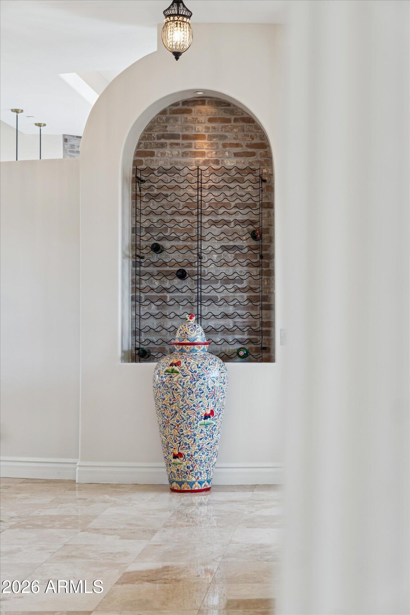 10460 E QUARTZ ROCK Road