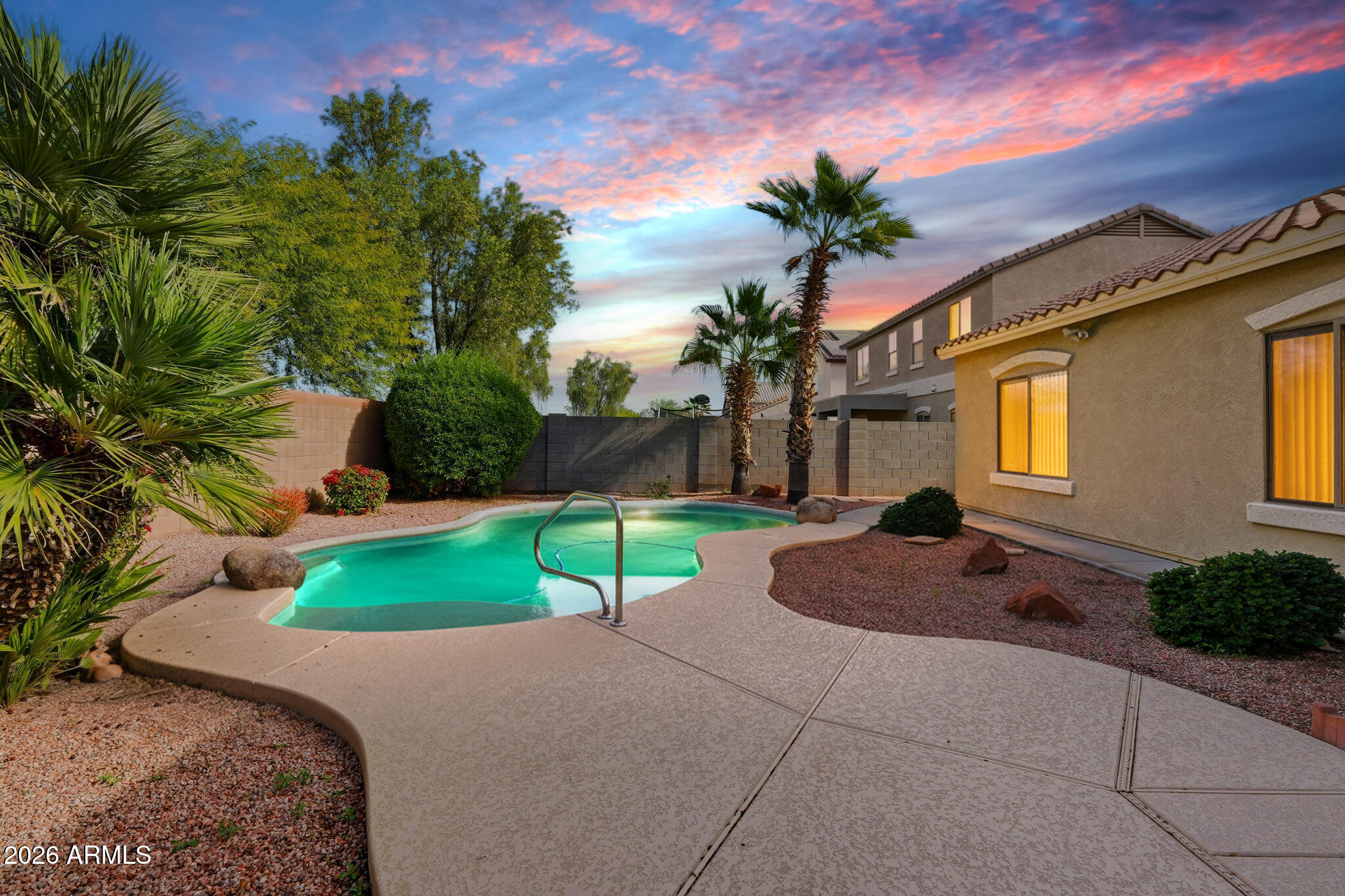 17862 W CARIBBEAN Lane