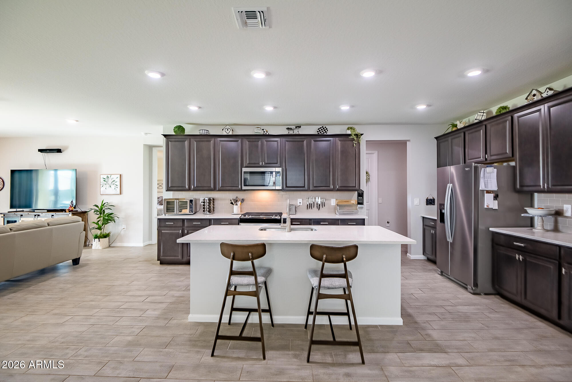 17765 W SUPERIOR Avenue