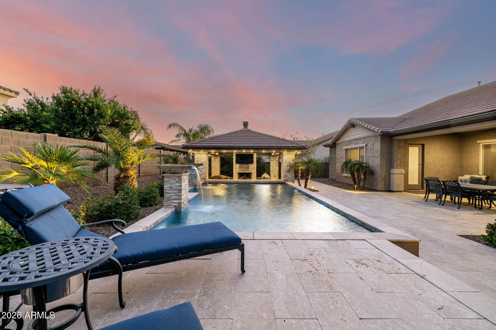 21943 E DESERT HILLS Drive