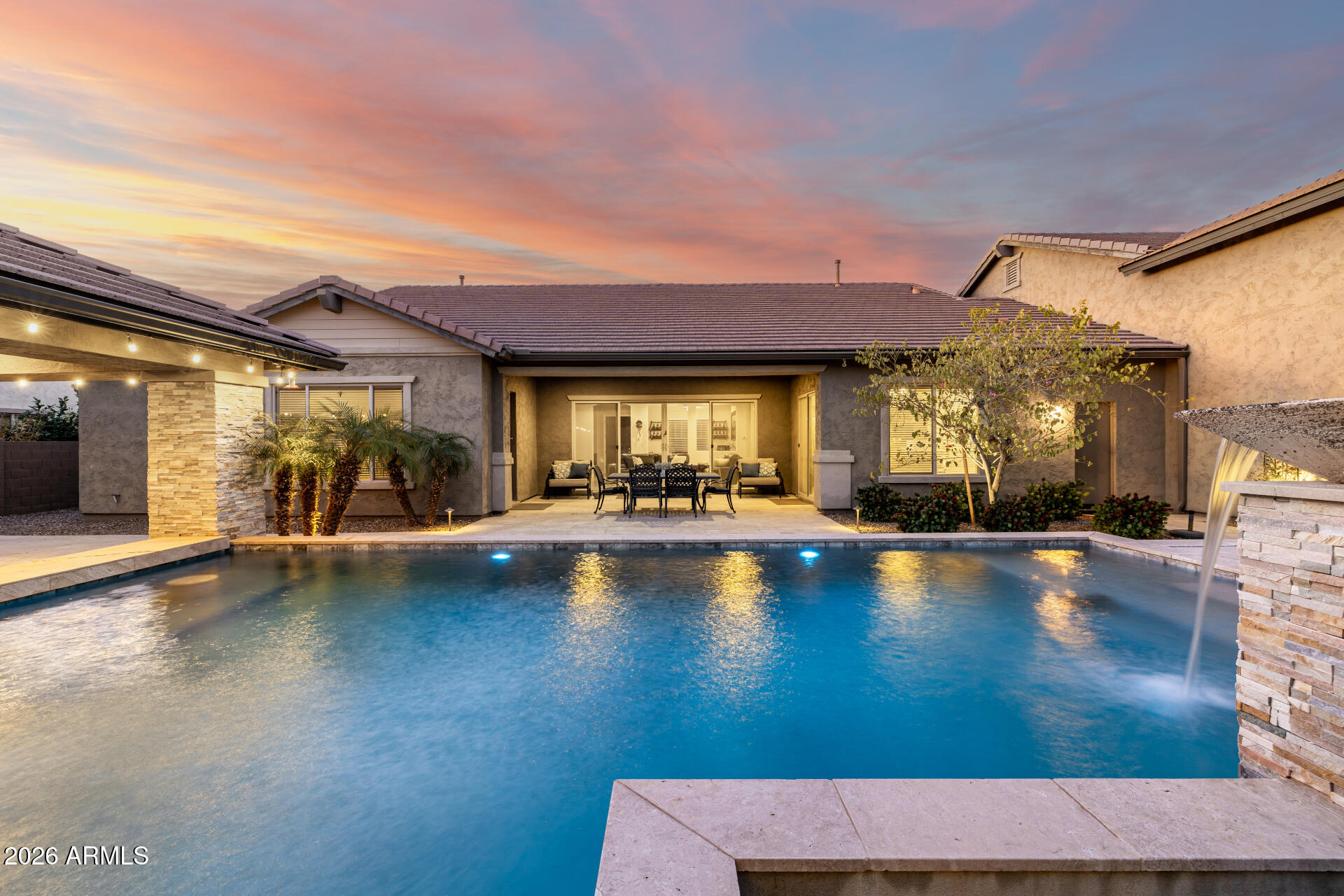 21943 E DESERT HILLS Drive