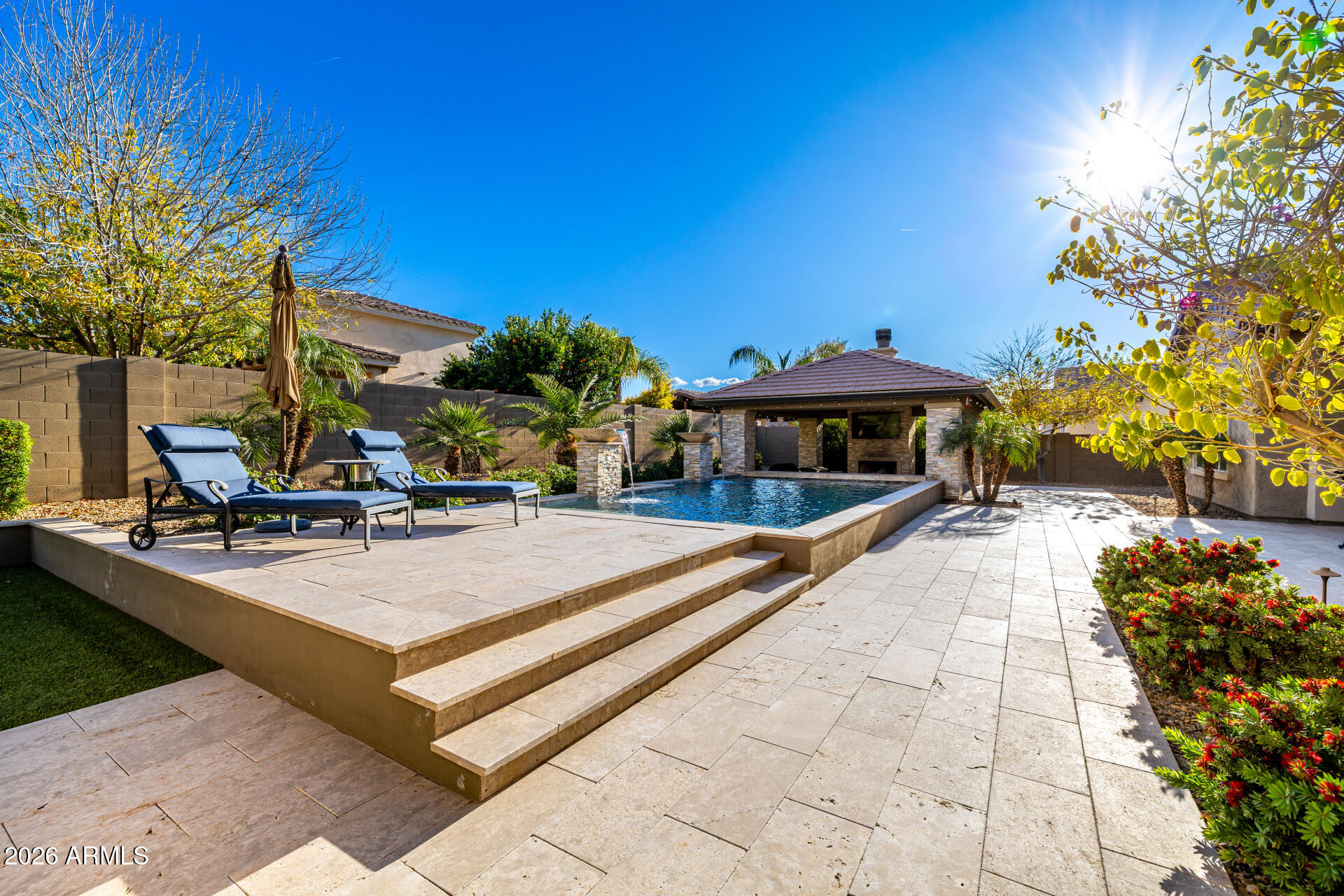 21943 E DESERT HILLS Drive