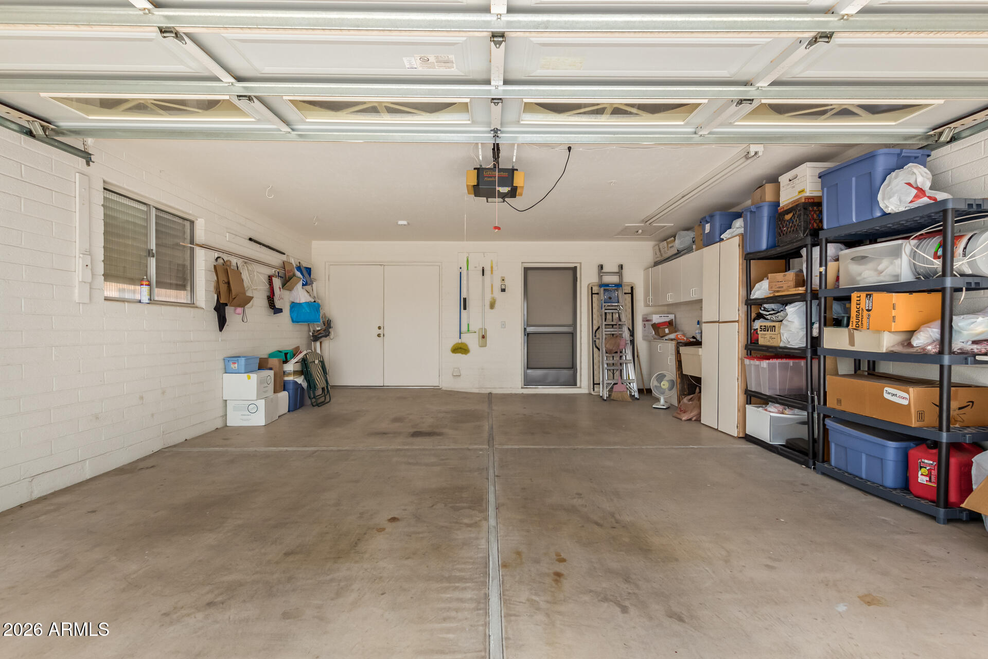 4712 E CRESCENT Avenue