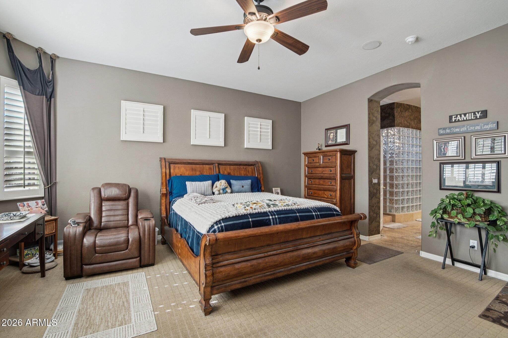 1051 W SIERRA MADRE Avenue