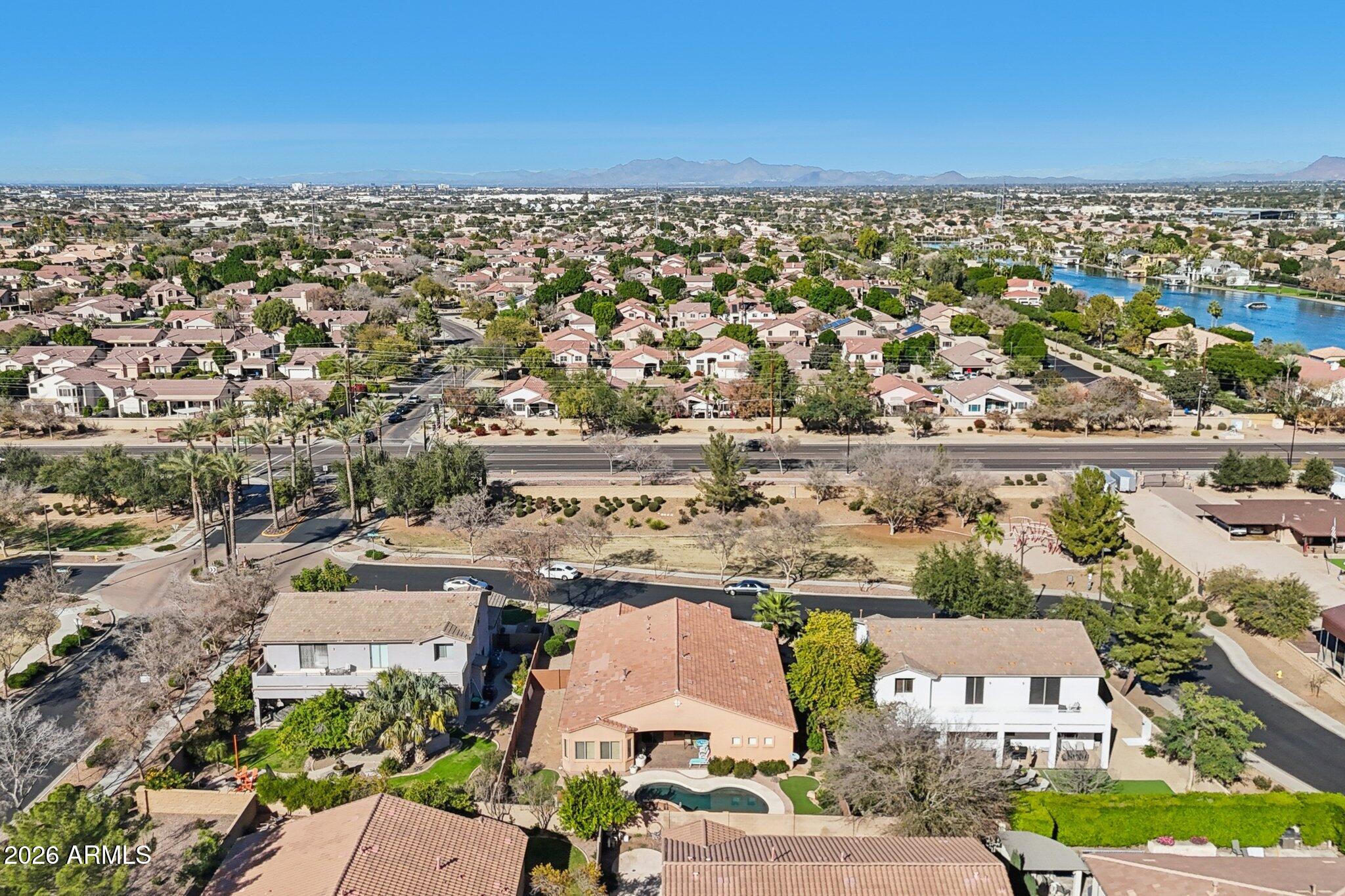 1051 W SIERRA MADRE Avenue