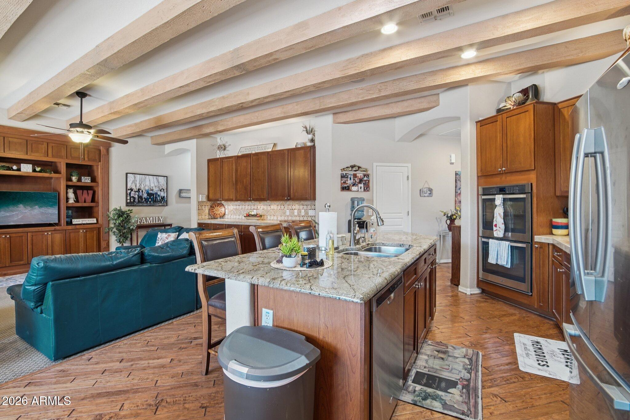 1051 W SIERRA MADRE Avenue