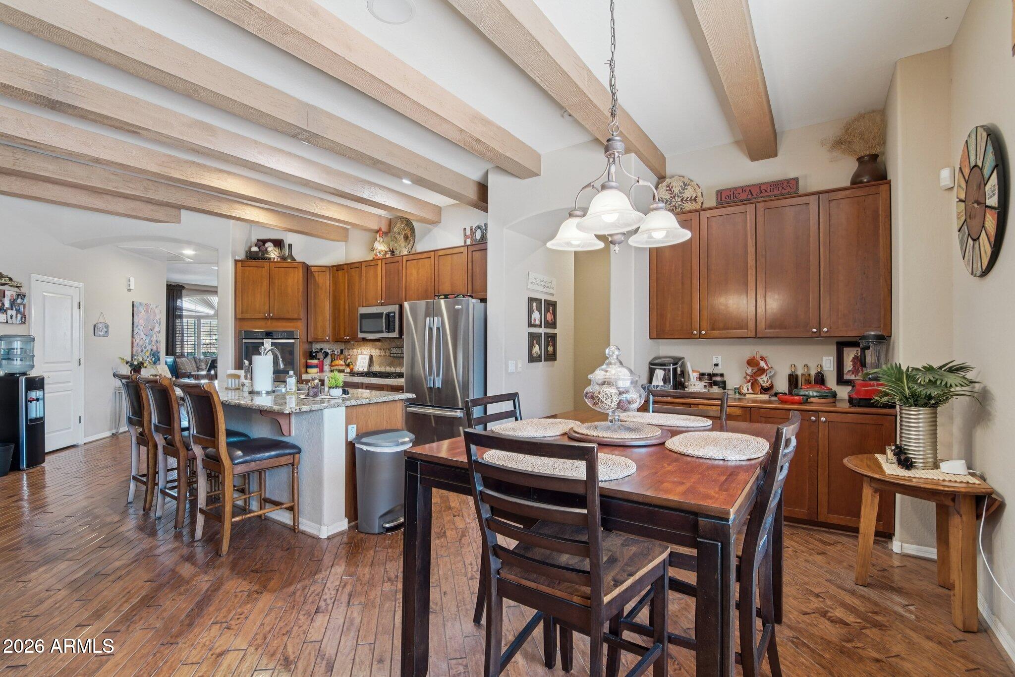 1051 W SIERRA MADRE Avenue